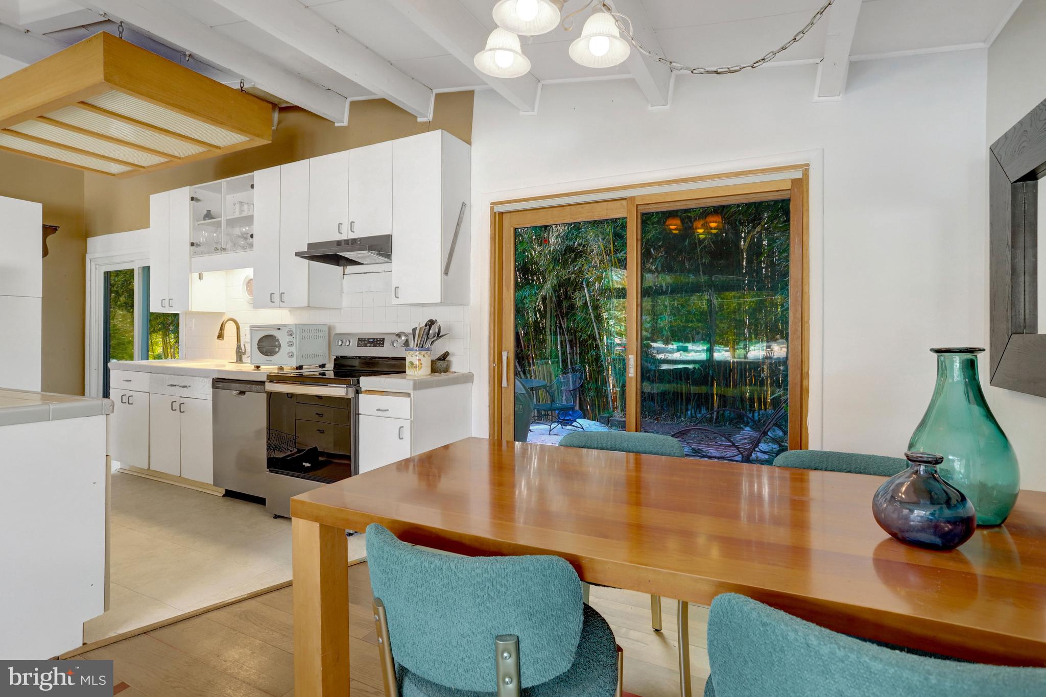 POTOMAC VALLEY - Residential