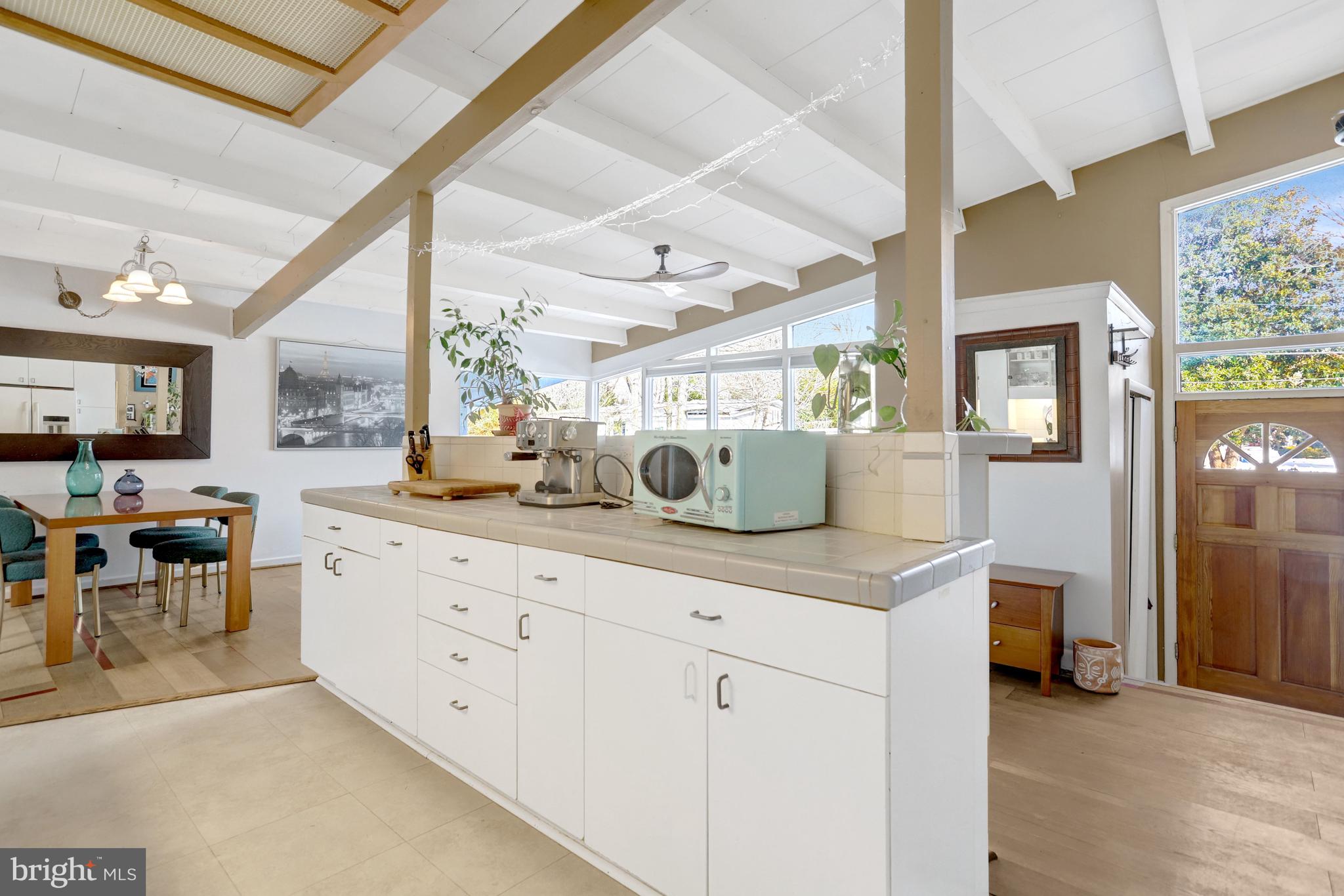 POTOMAC VALLEY - Residential