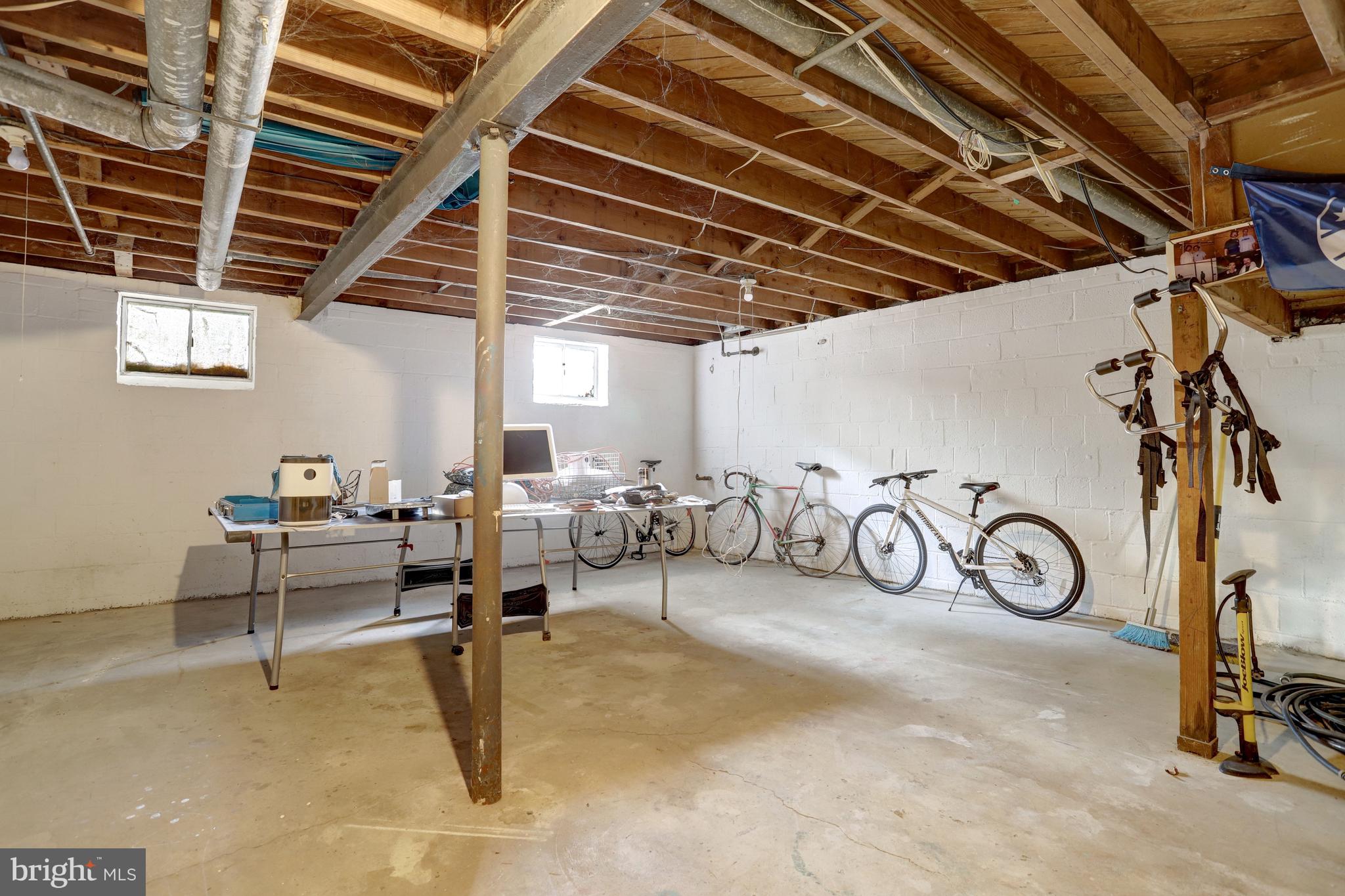 POTOMAC VALLEY - Residential