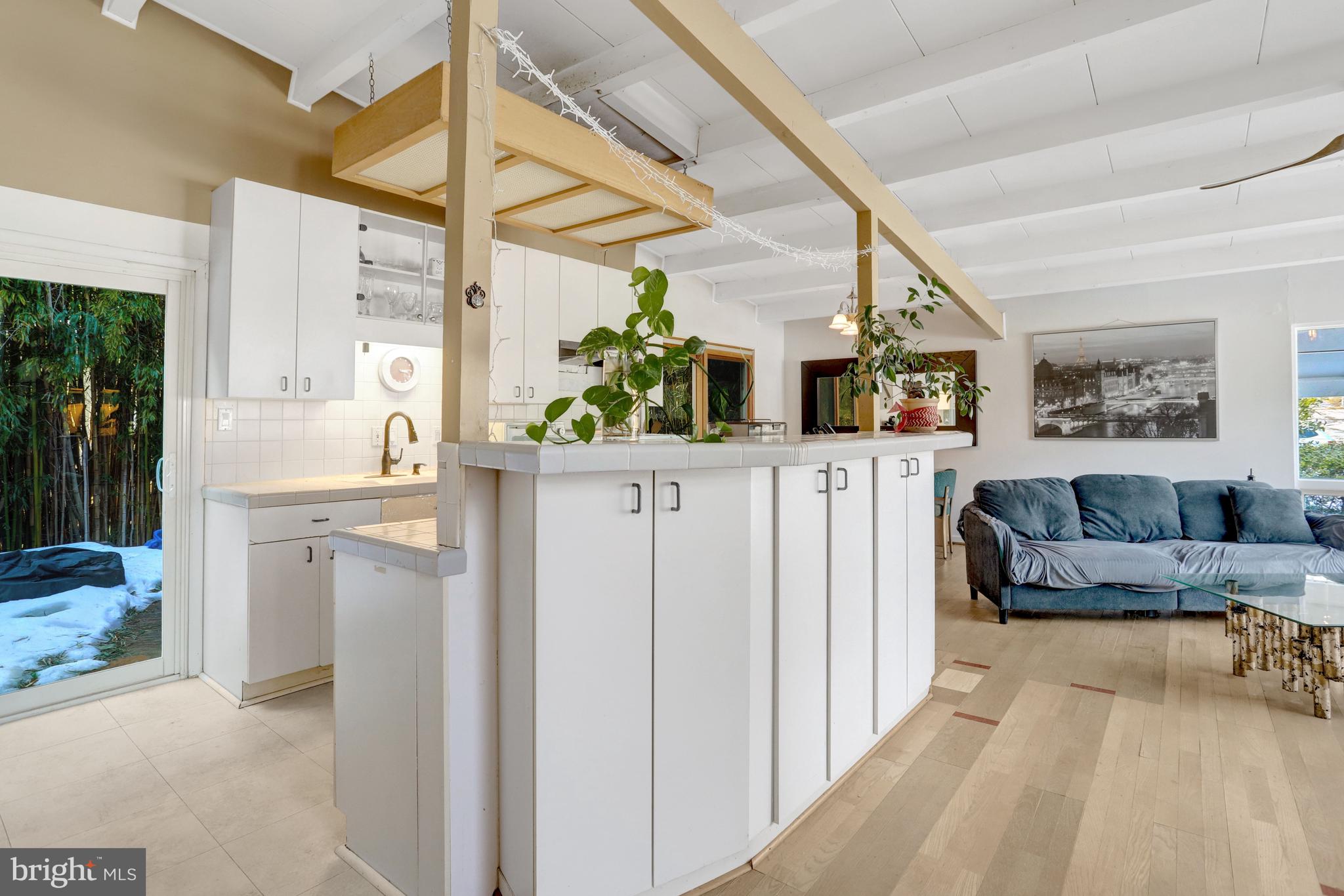 POTOMAC VALLEY - Residential