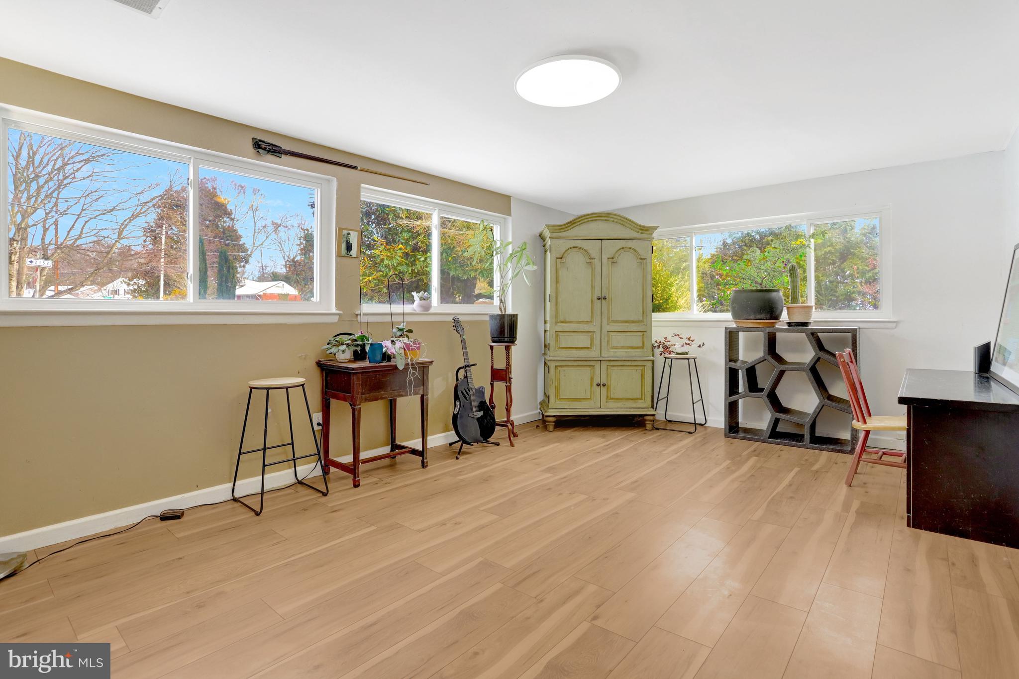 POTOMAC VALLEY - Residential