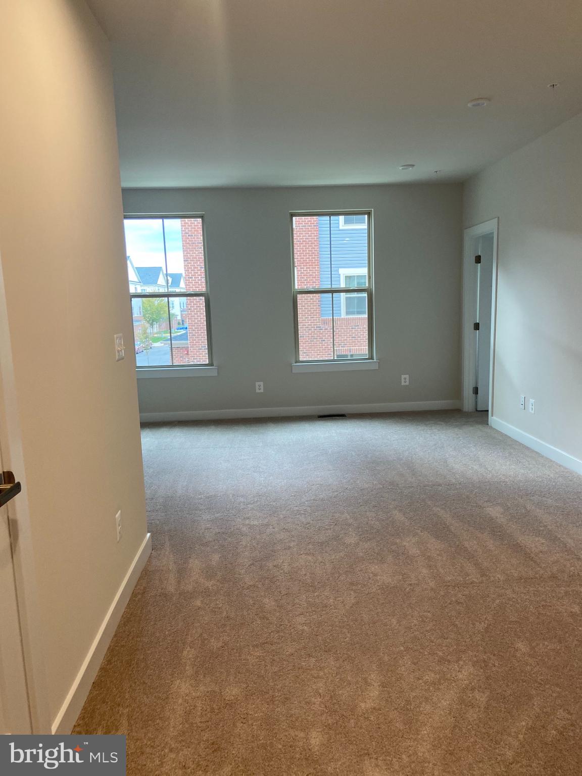 ARCOLA TOWN CENTER CONDO - Residential Lease