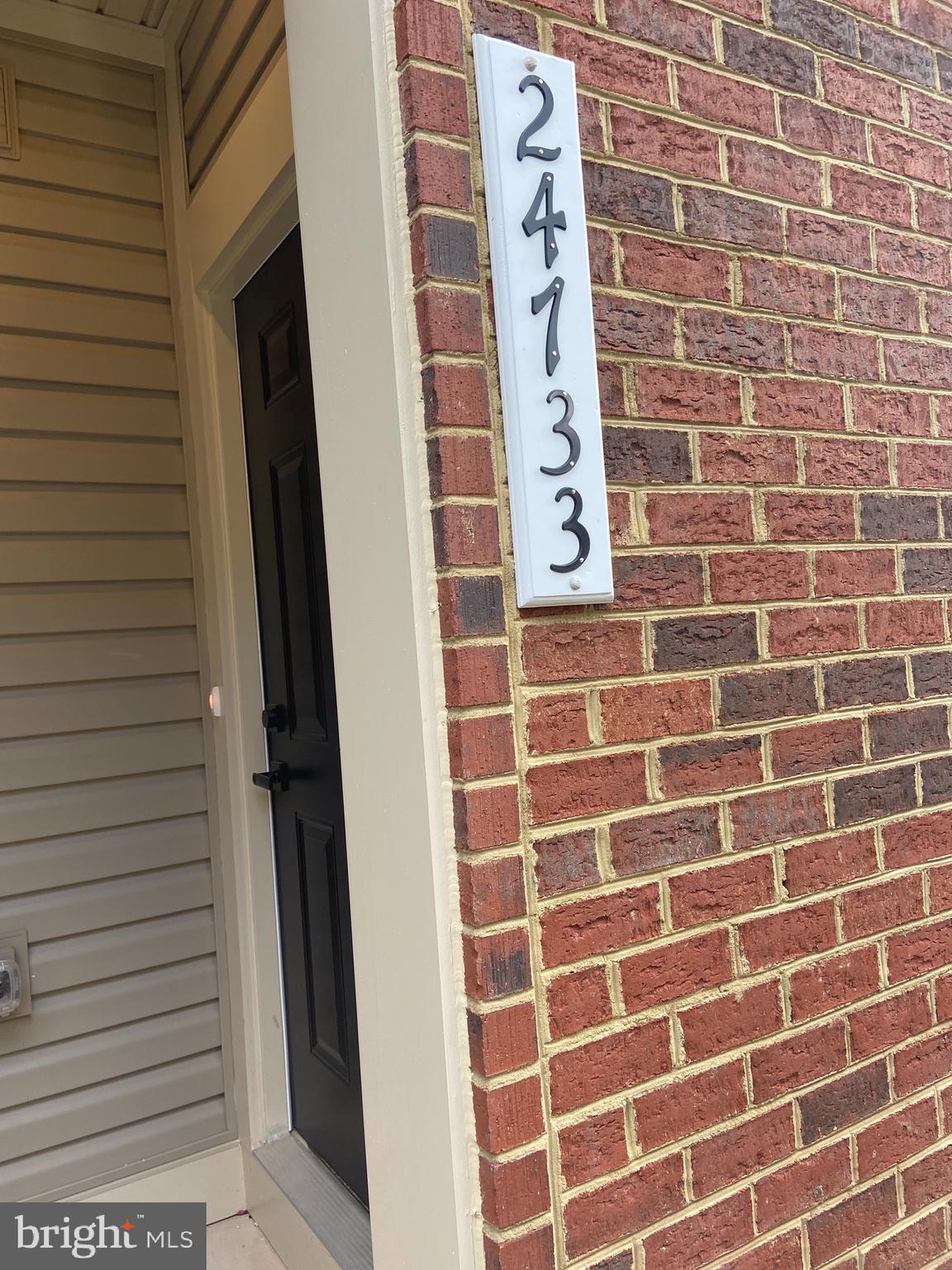 ARCOLA TOWN CENTER CONDO - Residential Lease