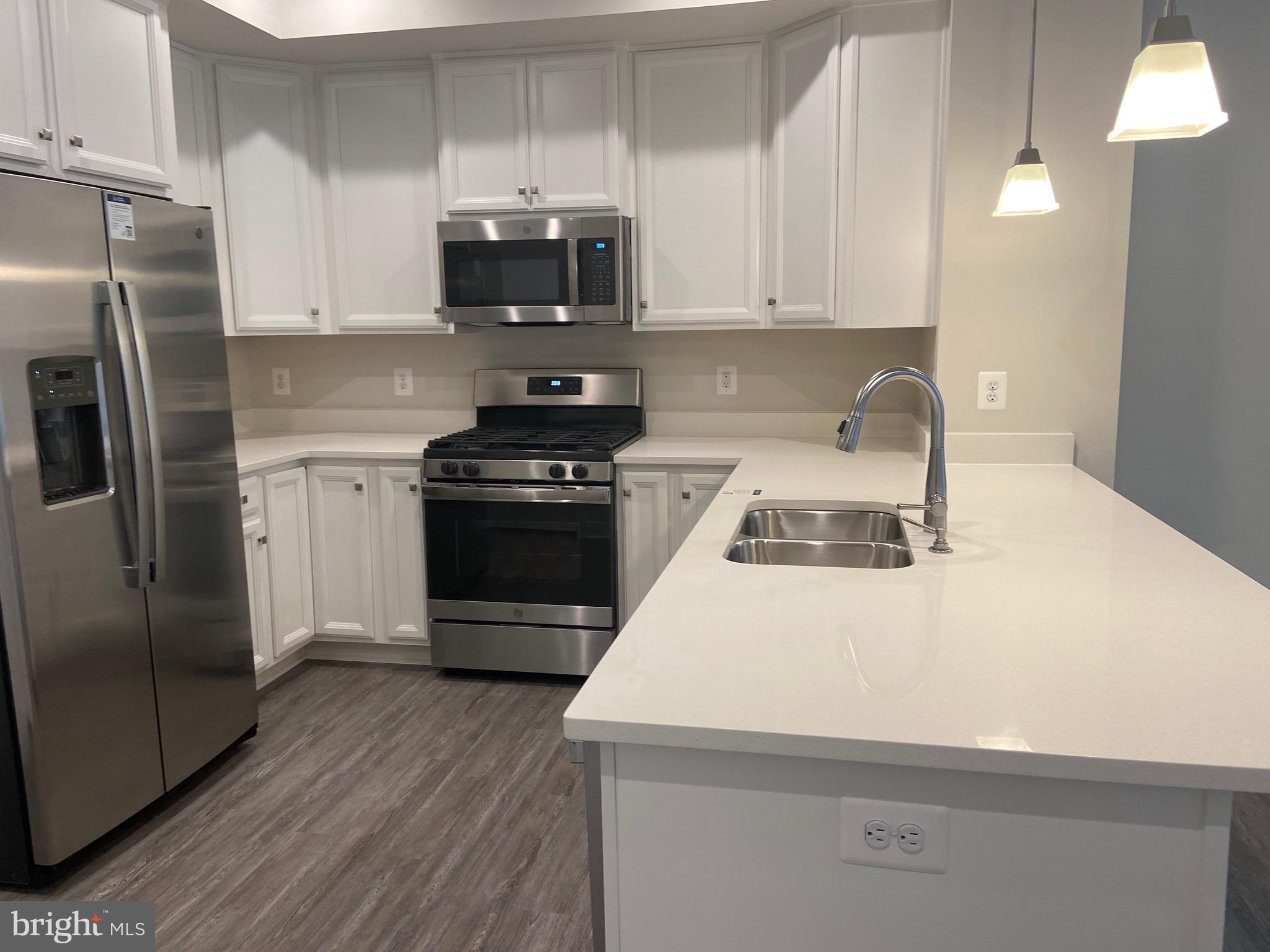 ARCOLA TOWN CENTER CONDO - Residential Lease