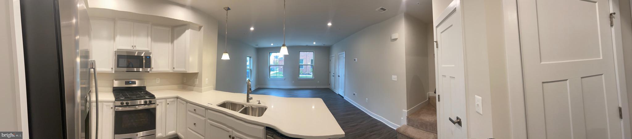 ARCOLA TOWN CENTER CONDO - Residential Lease