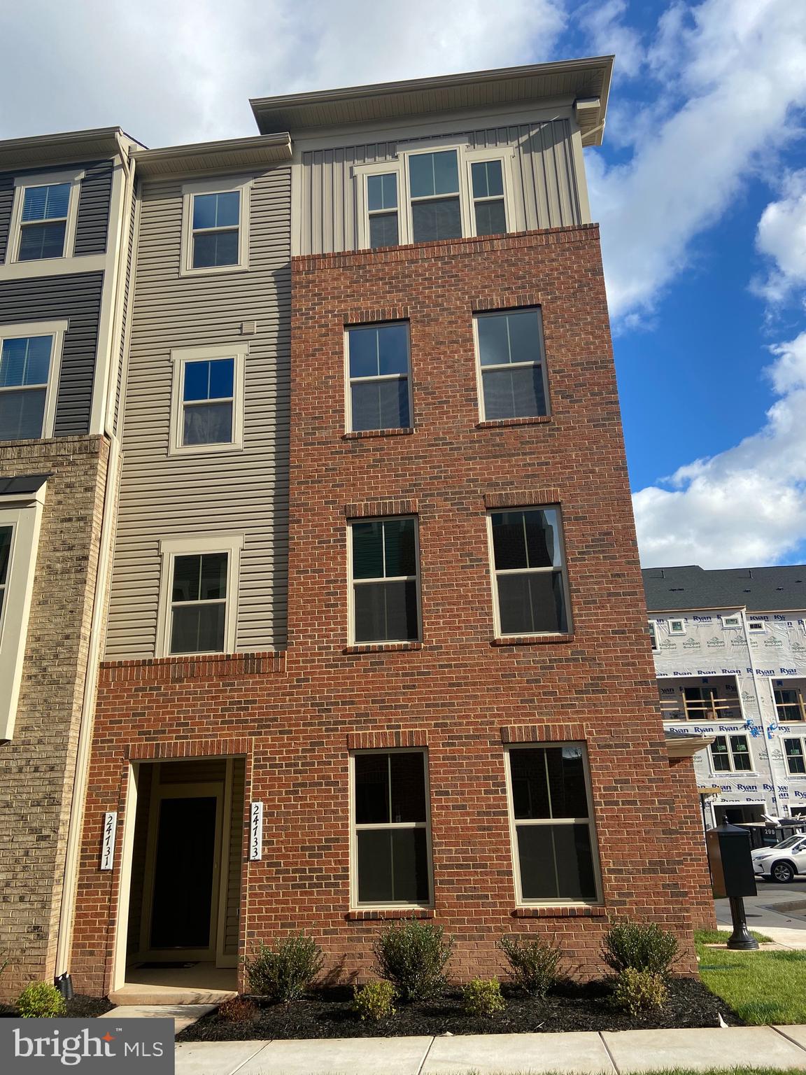 ARCOLA TOWN CENTER CONDO - Residential Lease