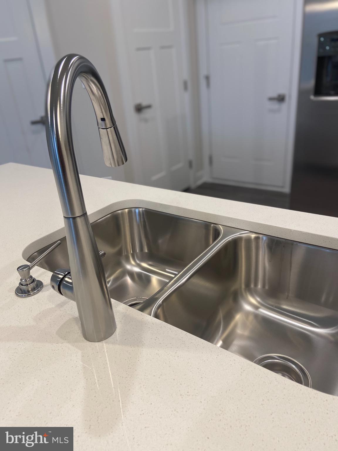 ARCOLA TOWN CENTER CONDO - Residential Lease