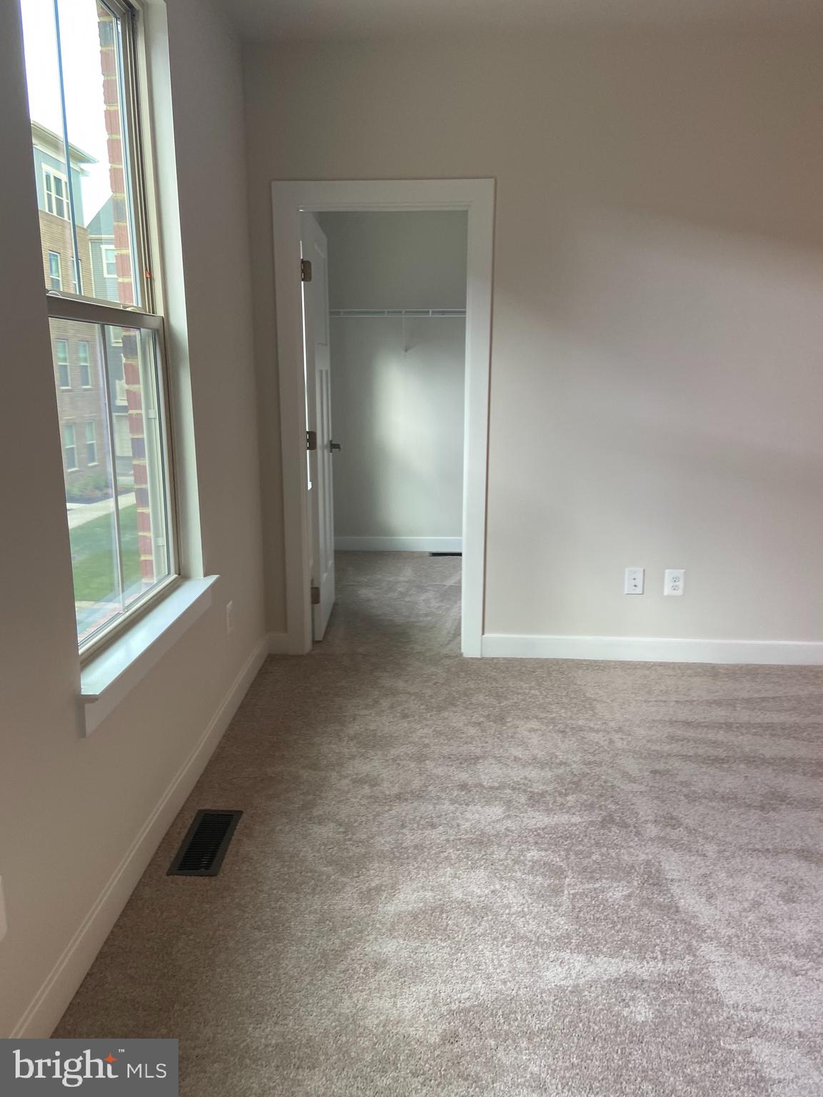 ARCOLA TOWN CENTER CONDO - Residential Lease