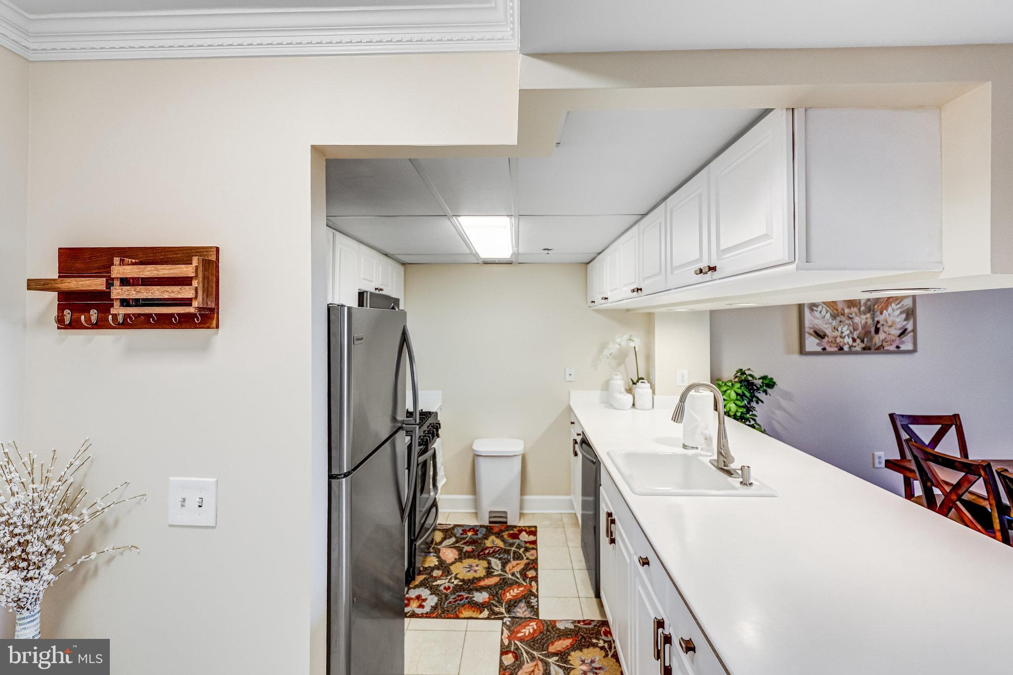 THE WILLIAMSBURG - Residential