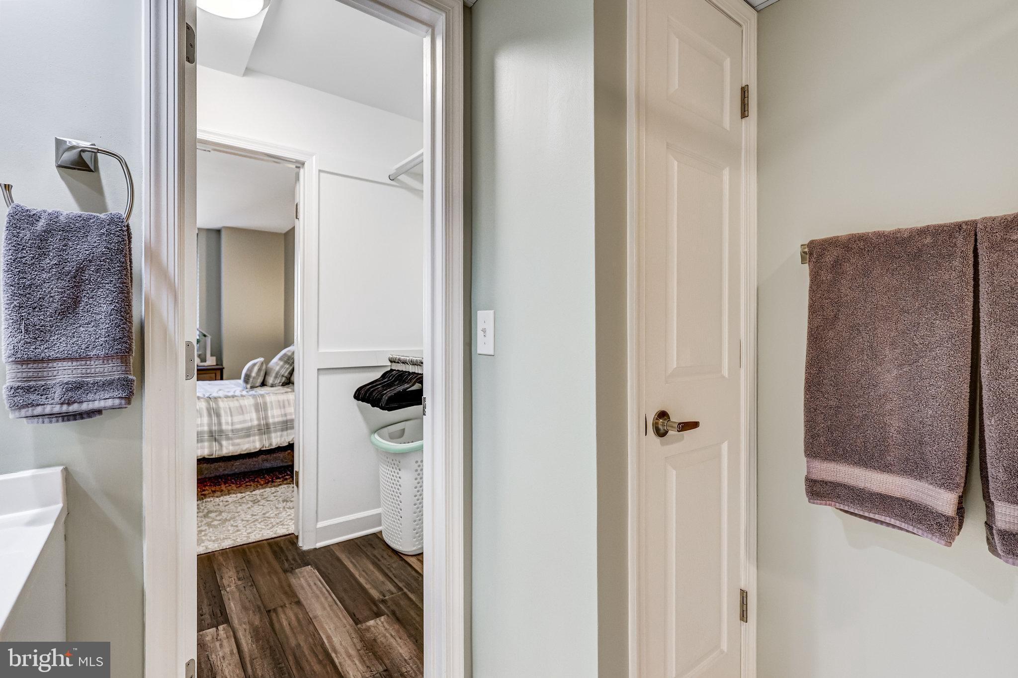 THE WILLIAMSBURG - Residential