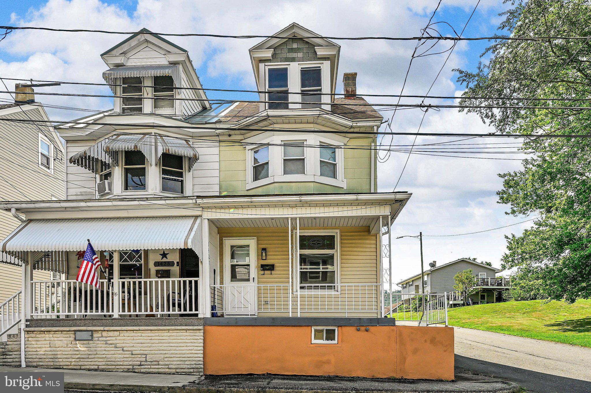 1427 SENECA STREET