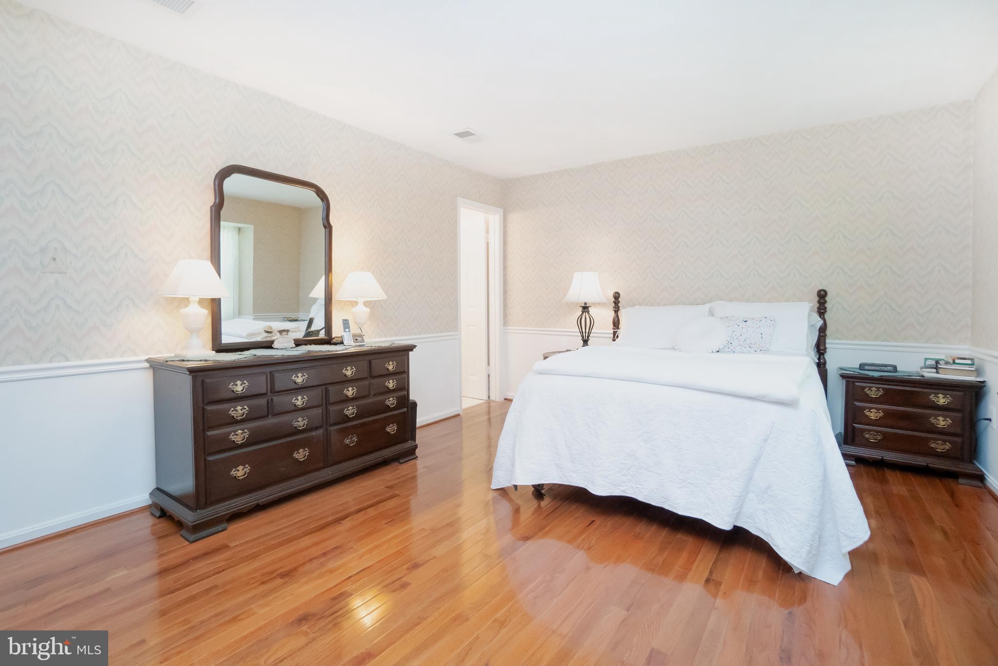 MONTCLAIR - Residential