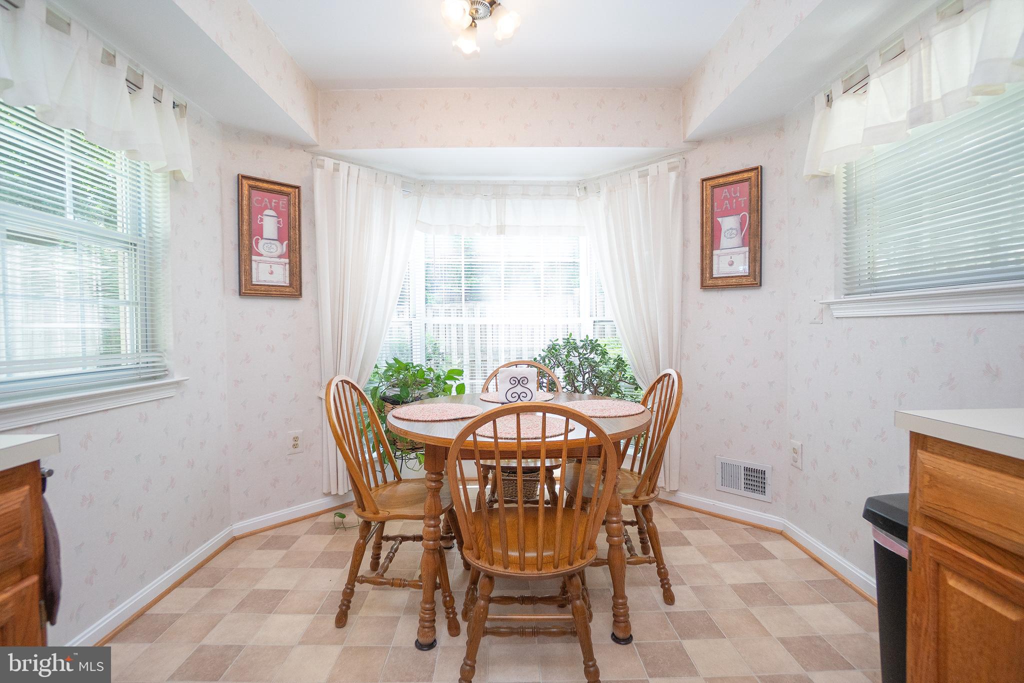 MONTCLAIR - Residential