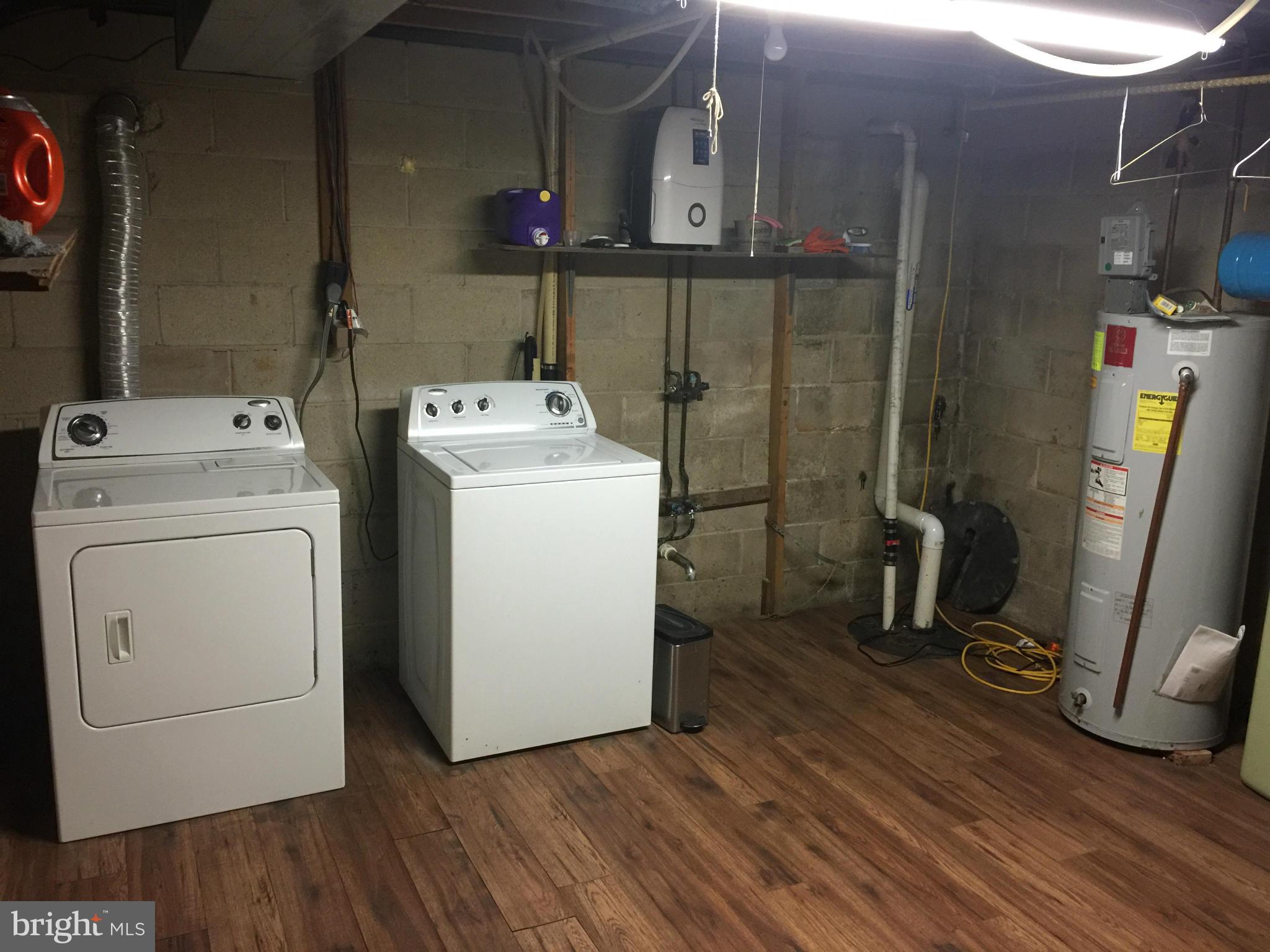 ABERDEEN HILLS - Residential