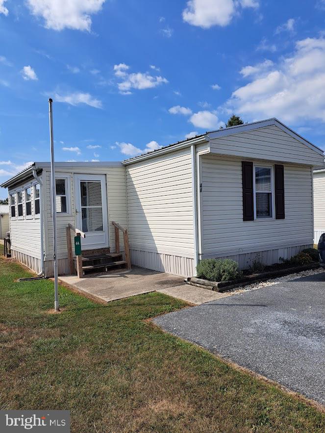 Look at this! A nice mobile home and a workshop! Welcome to this quiet 55+ senior community, located within Ephrata! Blue Bell Mobile Village is nestled in the rural area of Clay Township. Enjoy the peaceful surroundings, while still being close enough to drive to the historic parts of Ephrata and Lancaster County! This home is a well-maintained 1986 Skyline single-wide model. The main entrance to the home features a carpeted sunroom to enjoy the serenity of the rural surroundings. The home features a primary suite at the back of the home with a full bath and walk in closet. The other two bedrooms and a second full bathroom are located in the front of the home. The laundry includes a washer and dryer. The utility shed behind the home has been transformed into a workshop area for lots of different types of projects! The workshop is 15'5'x8', has lots of electric outlets, work lights, work bench, shelves, a side man door and 4'8" double doors! Lot rent is $465 per month, and includes trash and snow removal. Parking is available directly in front of the home, and additional guest parking is located at the entrance to the community. This sale will be "as is". Power of attorney for the seller is not able to make repairs.