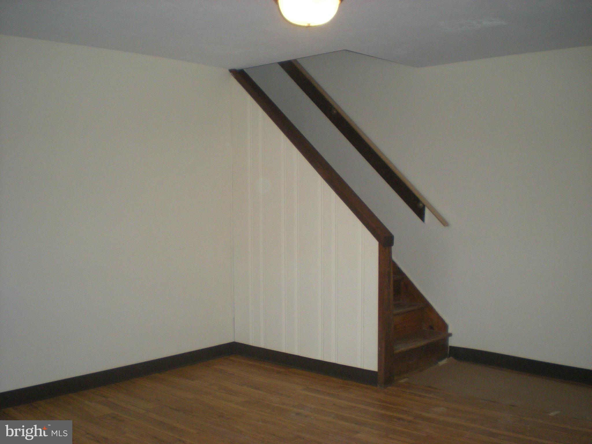 RED OAK HILLS - Residential Lease