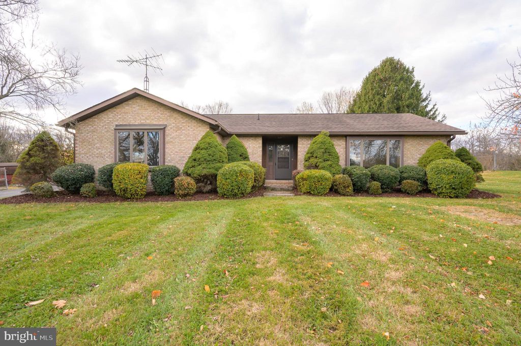 Photo of 3740 Charles Town Road, KEARNEYSVILLE, WV 25430 (MLS # WVBE2045640)
