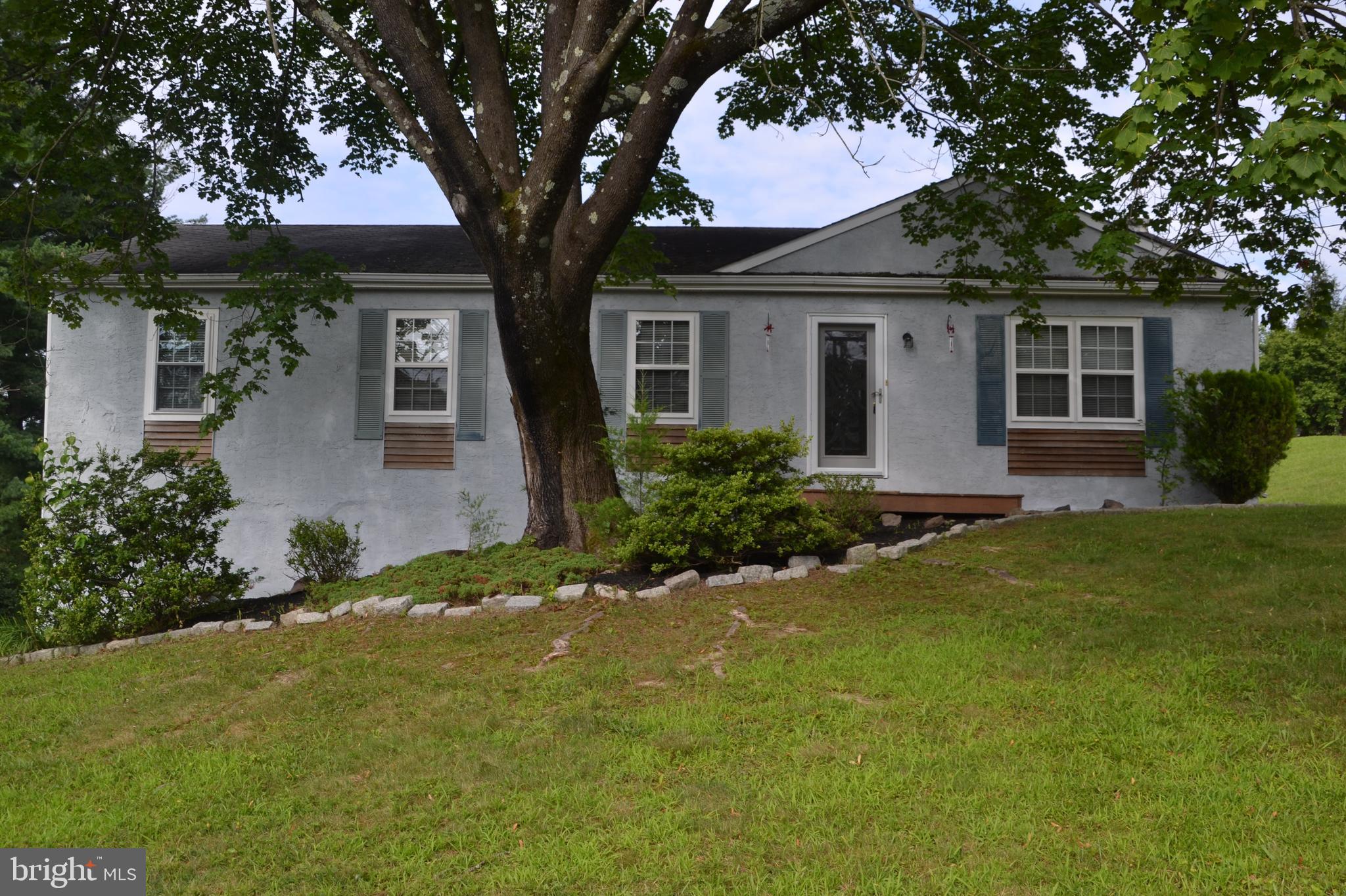 Welcome to 1306 Murdock Dr. in the township of West Whiteland, a charming move-in ranch-style home. Enter this three-bedroom home with two full baths. Located on a cul-de-sac street. Step into a large living room with new wall-to-wall carpeting. Then into the dining room, also with new wall-to-wall carpet. that adjoins the full eat-in Kitchen with plenty of cabinets and a refrigerator with outside exit to the rear yard and basement. All rooms except two bedrooms with hardwood flooring have new carpeting. The master bedroom has a full bathroom and a large closet area. The other two bedrooms are both with hardwood flooring. The full basement is unfinished, including are washer and dryer. Through a doorway, you enter your oversized two-car garage. This property sits on a little under a half-acre of ground. Extremely long driveway that could park 7 cars. The school district is the highly acclaimed West Chester School District. Before it is too late, make your appointment and make it yours. Easy access to major highways, Rt. 30, 202, and 30,