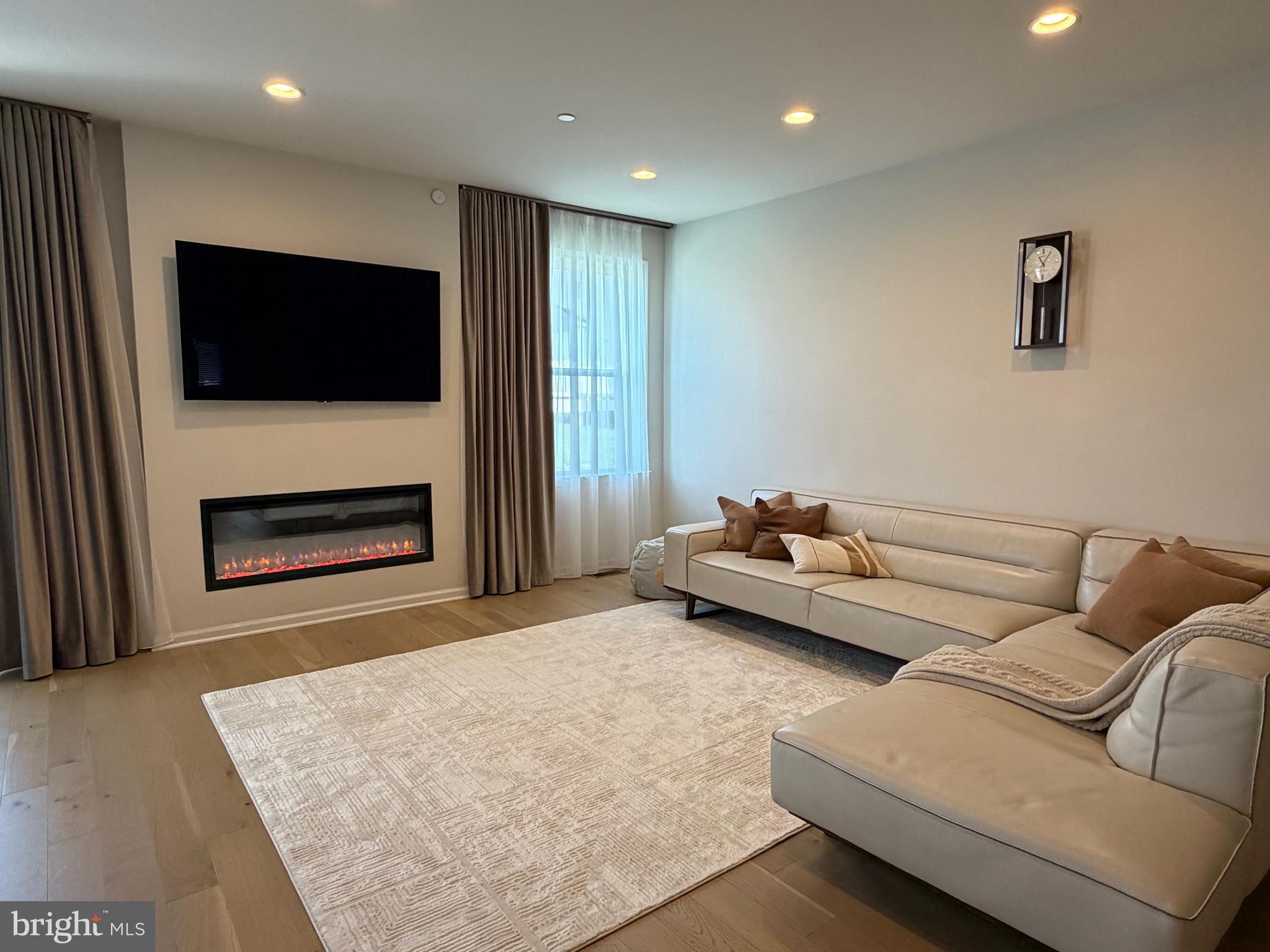 RESERVE AT SPRING MILL - Residential