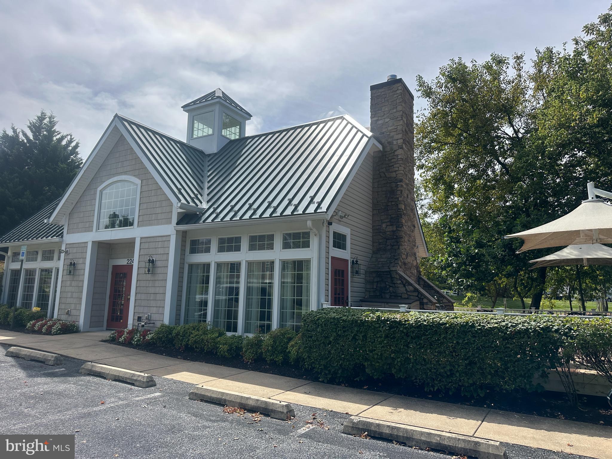 210 SALTGRASS DRIVE