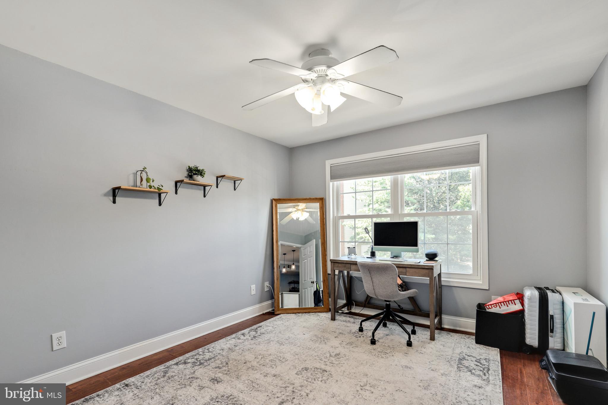 POINTE AT PARK CENTER - Residential