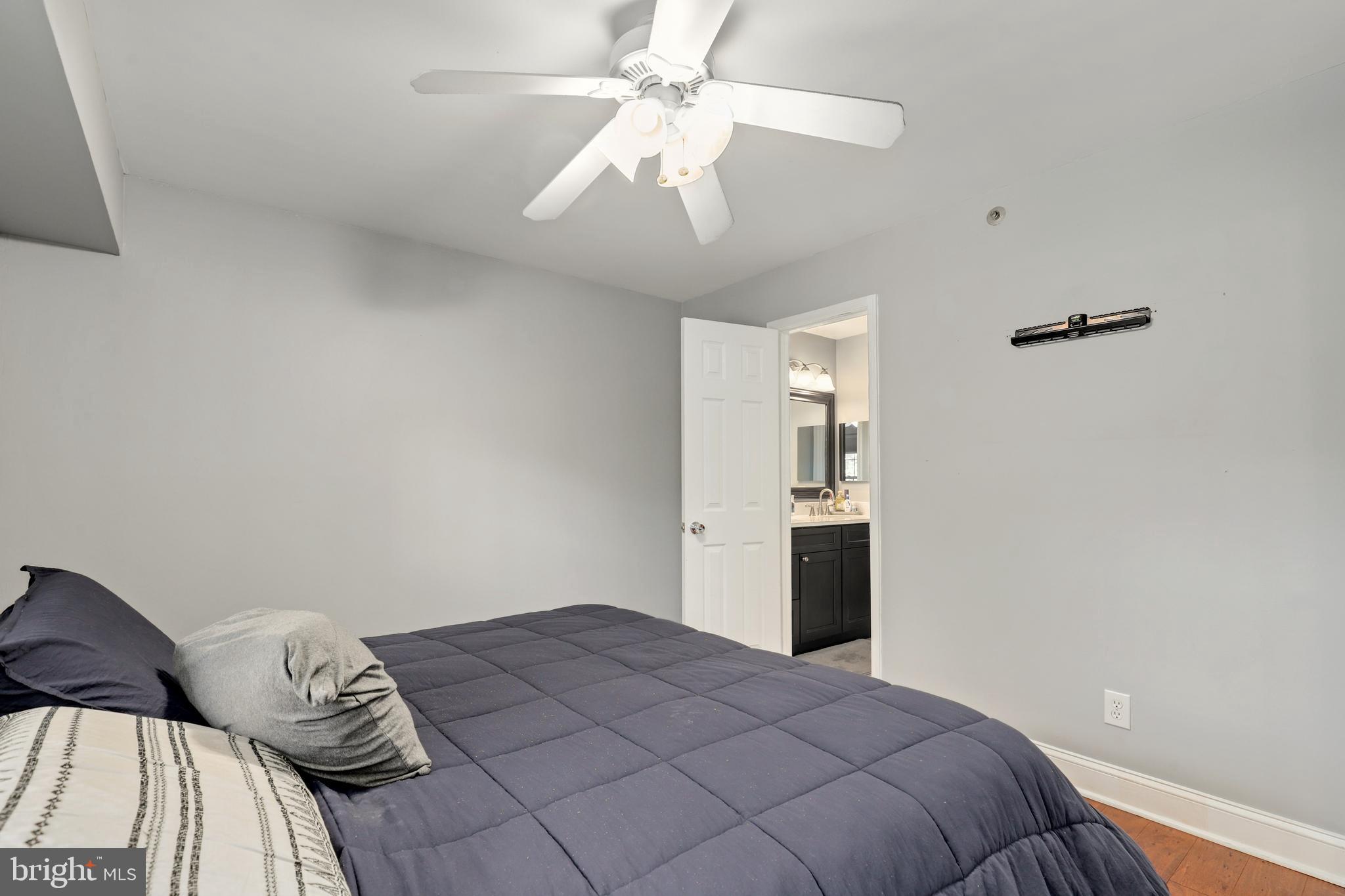 POINTE AT PARK CENTER - Residential