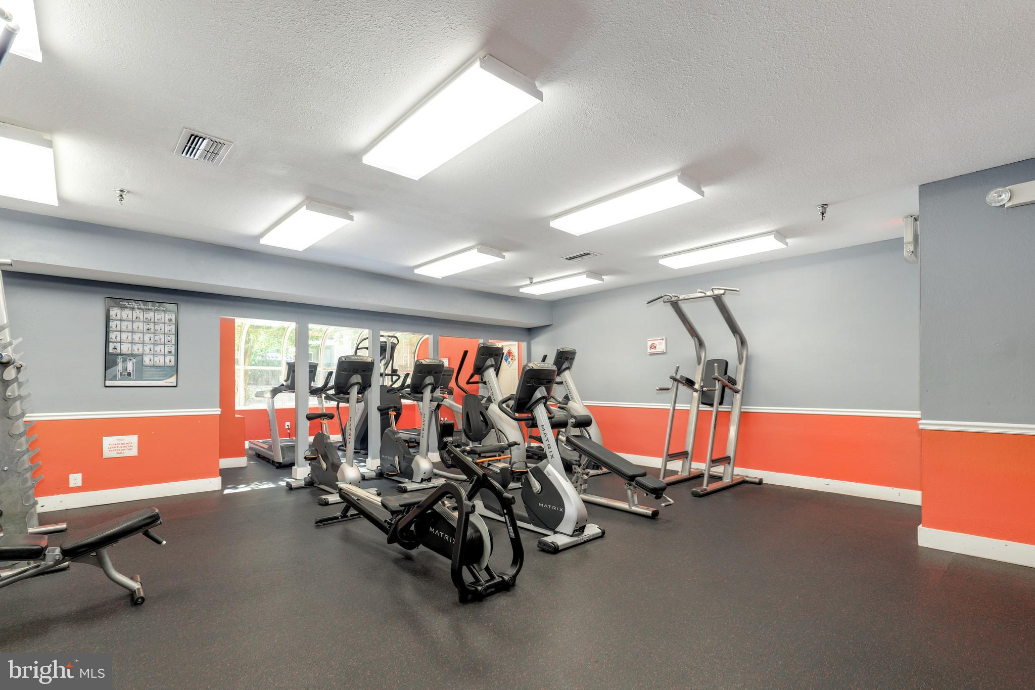 POINTE AT PARK CENTER - Residential