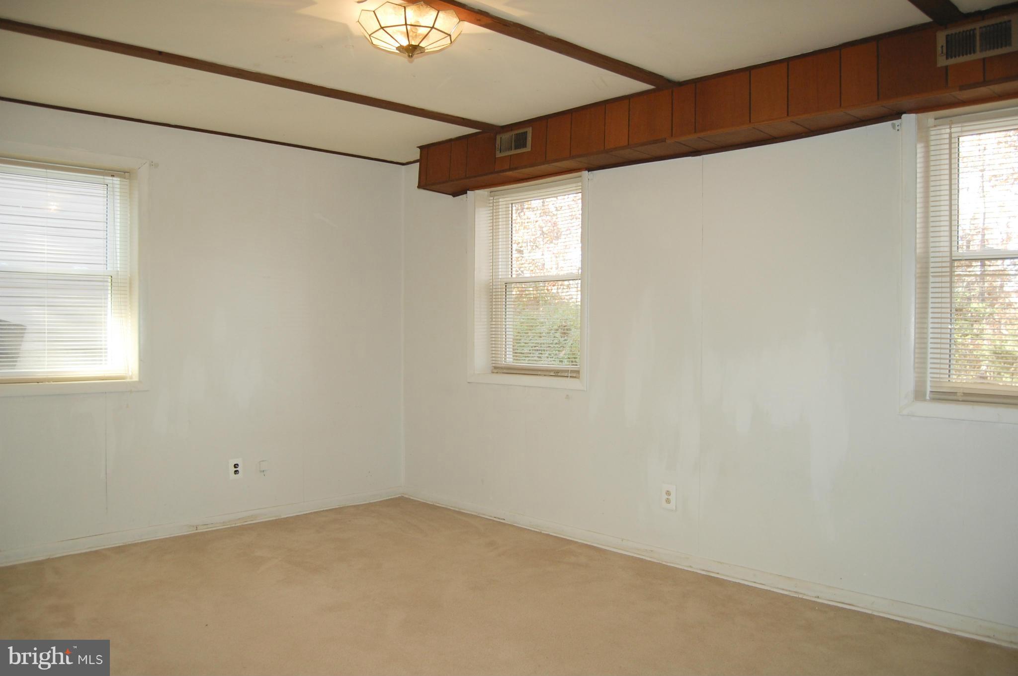 LAKE OF THE WOODS - Residential