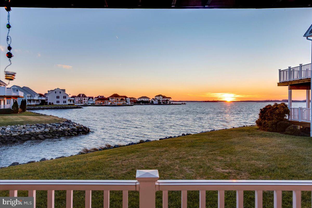 STONE HARBOR - Residential