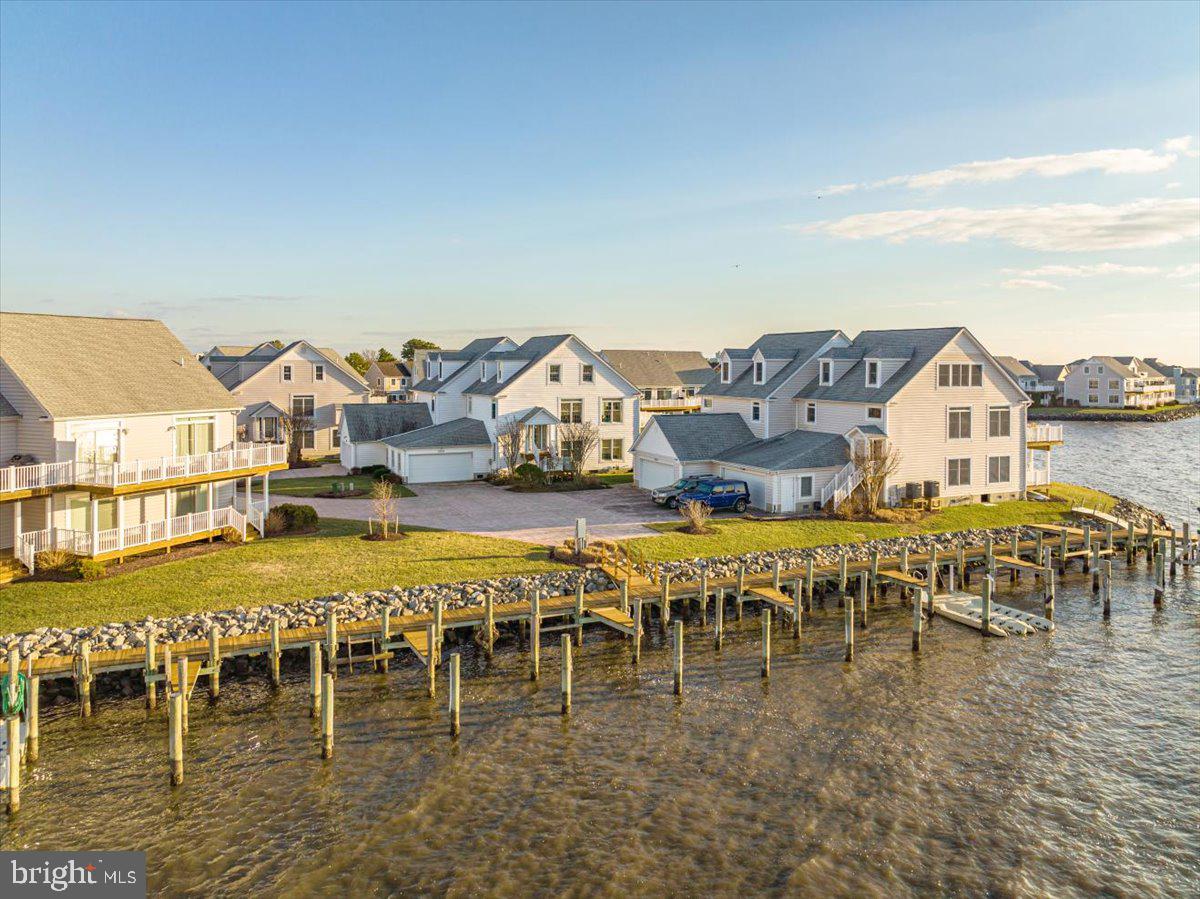 STONE HARBOR - Residential