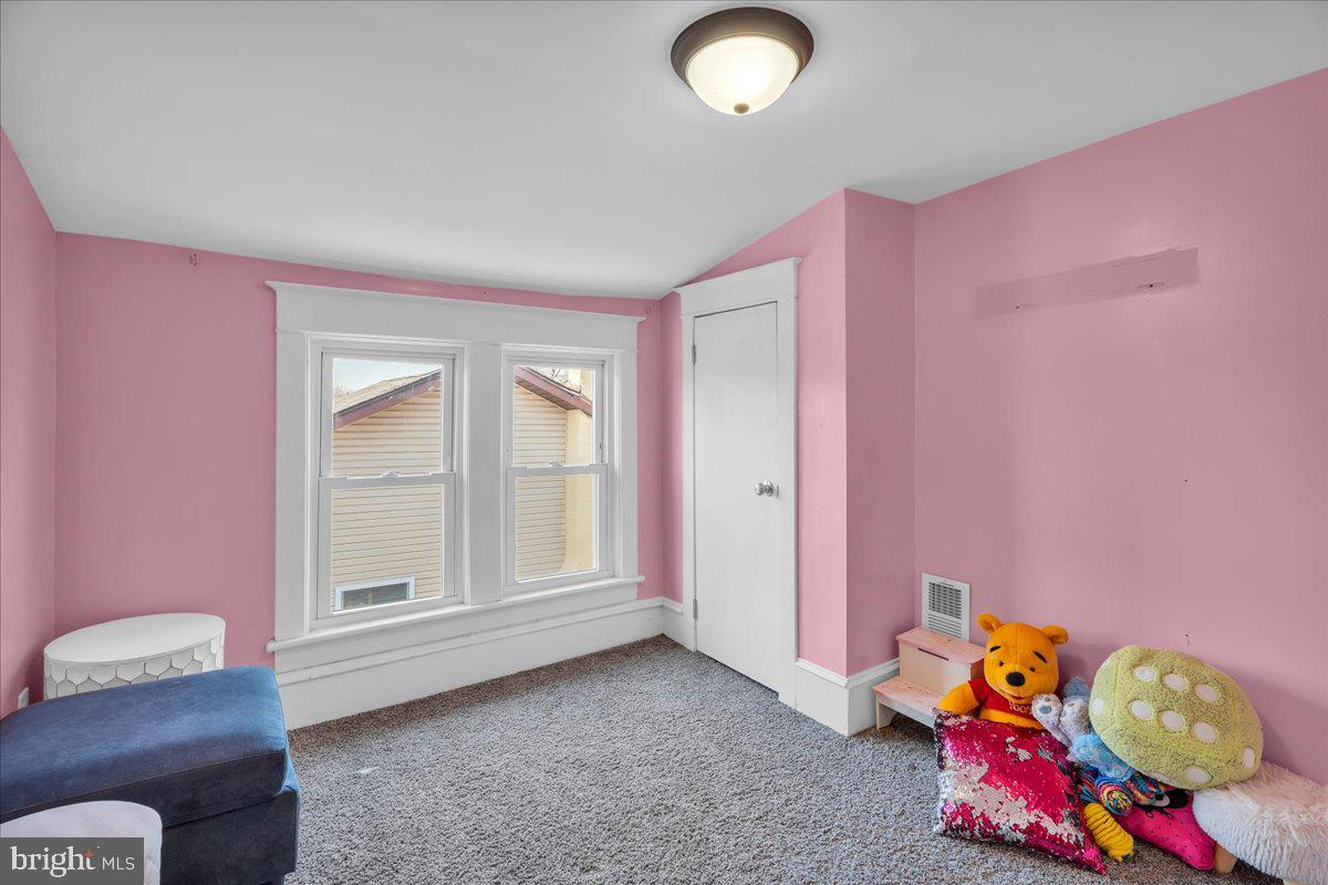36 CRESSMONT AVENUE