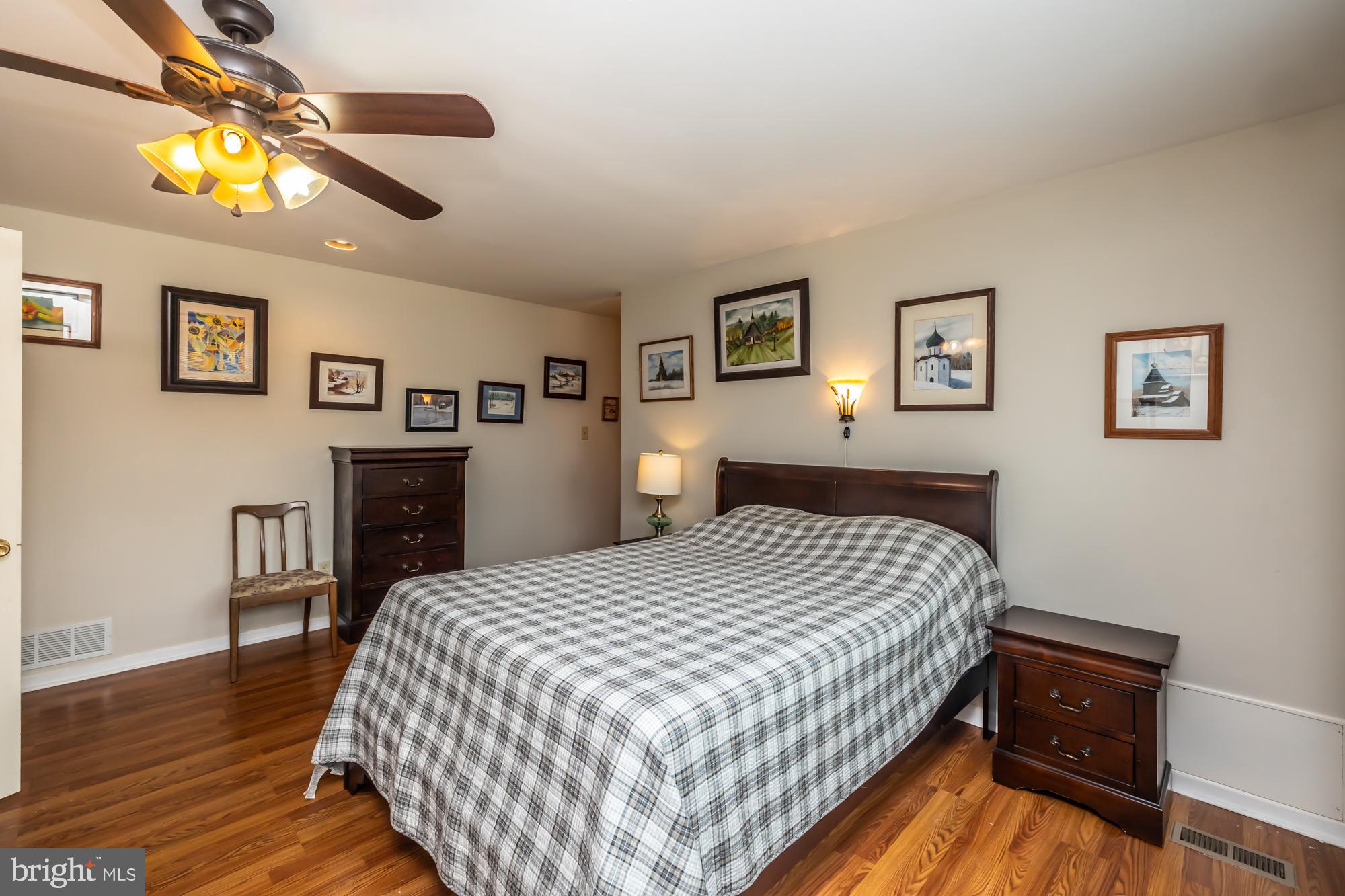 BLUE BELL WOODS - Residential