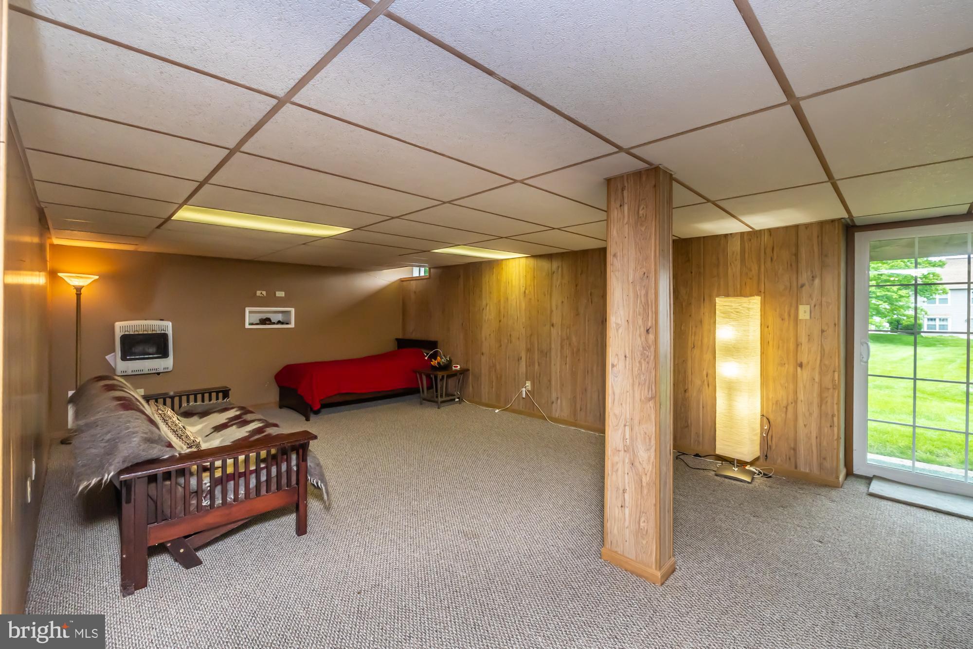 BLUE BELL WOODS - Residential
