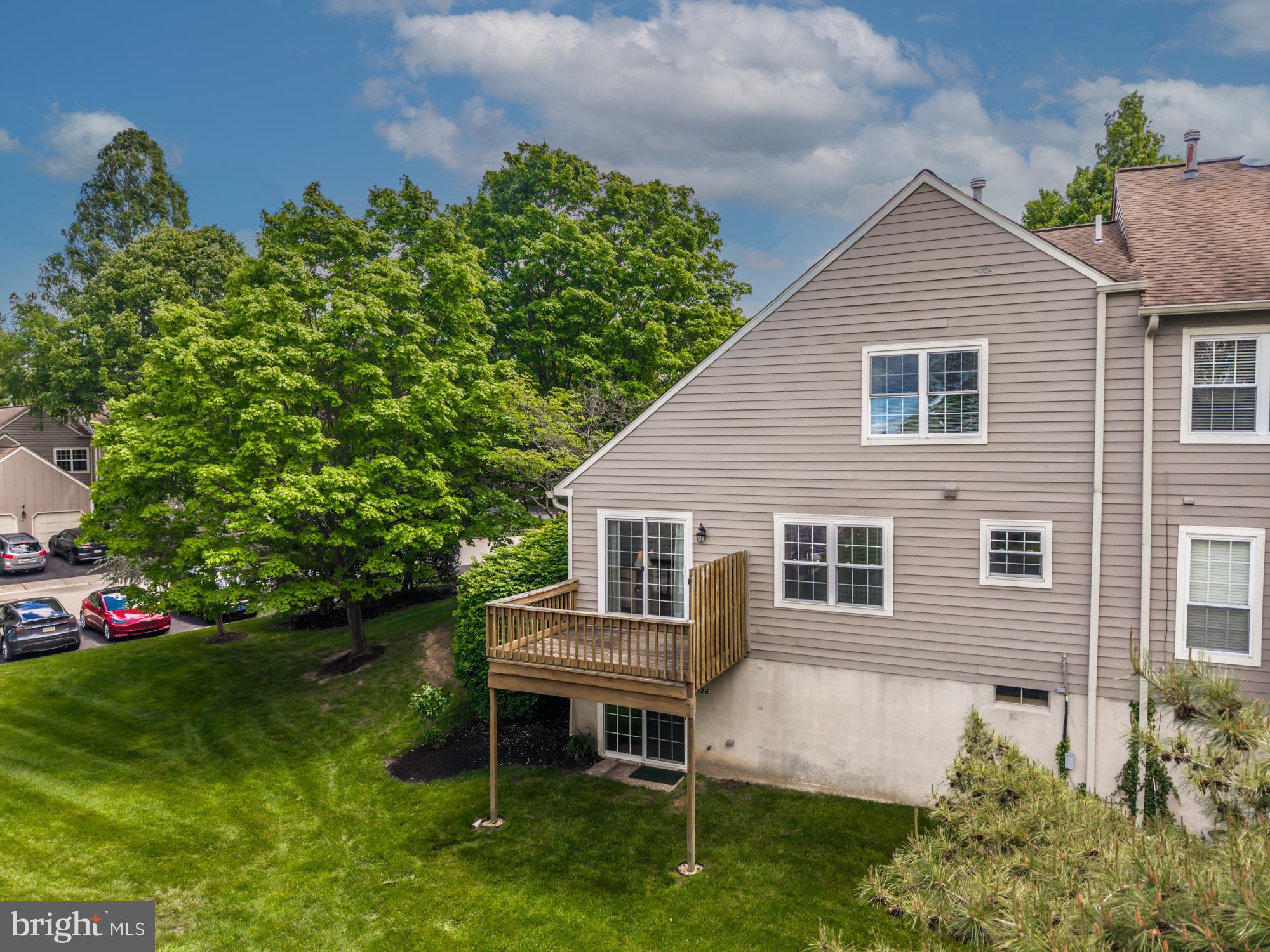 BLUE BELL WOODS - Residential