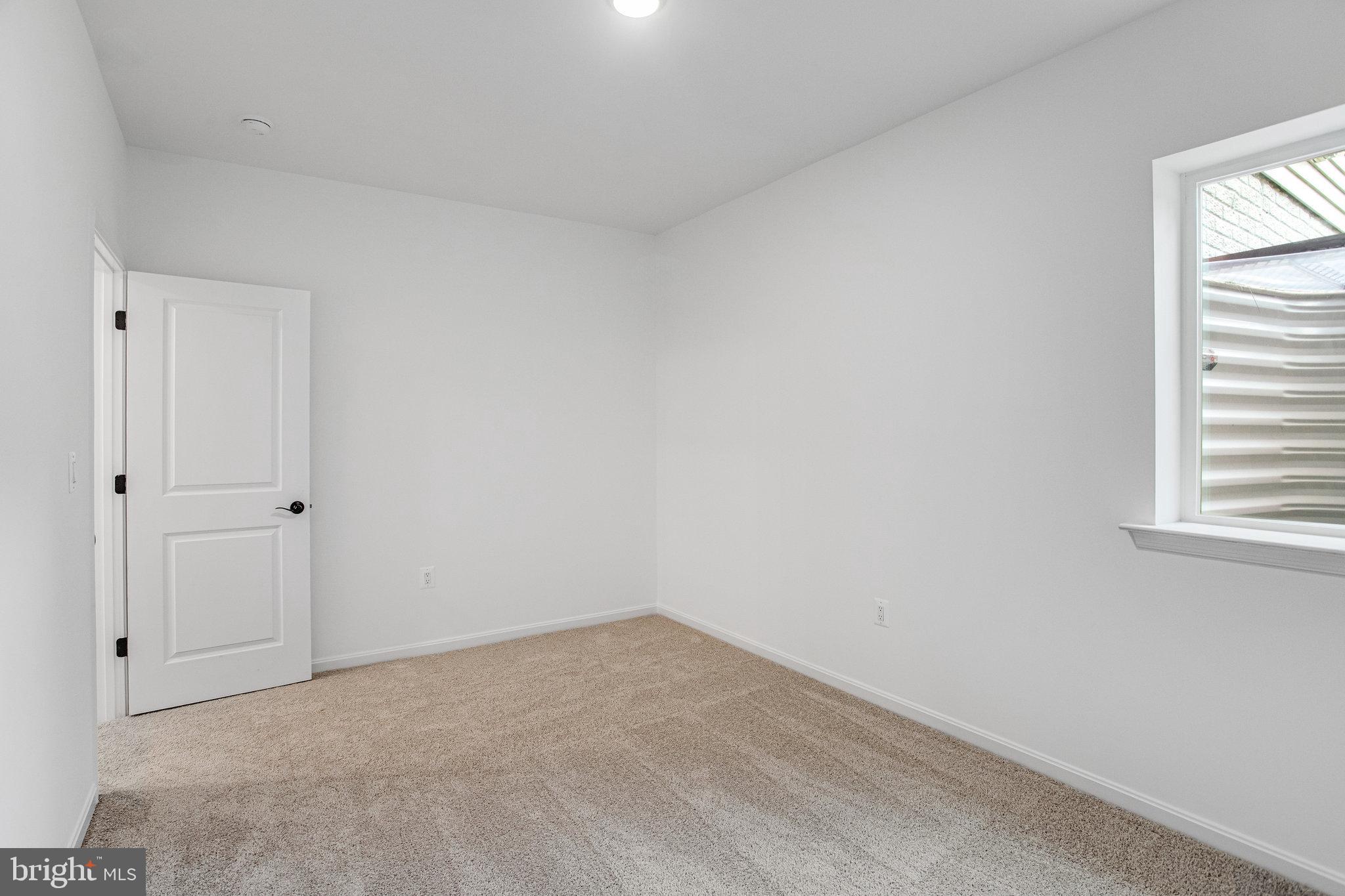 WHITE OAK - Residential