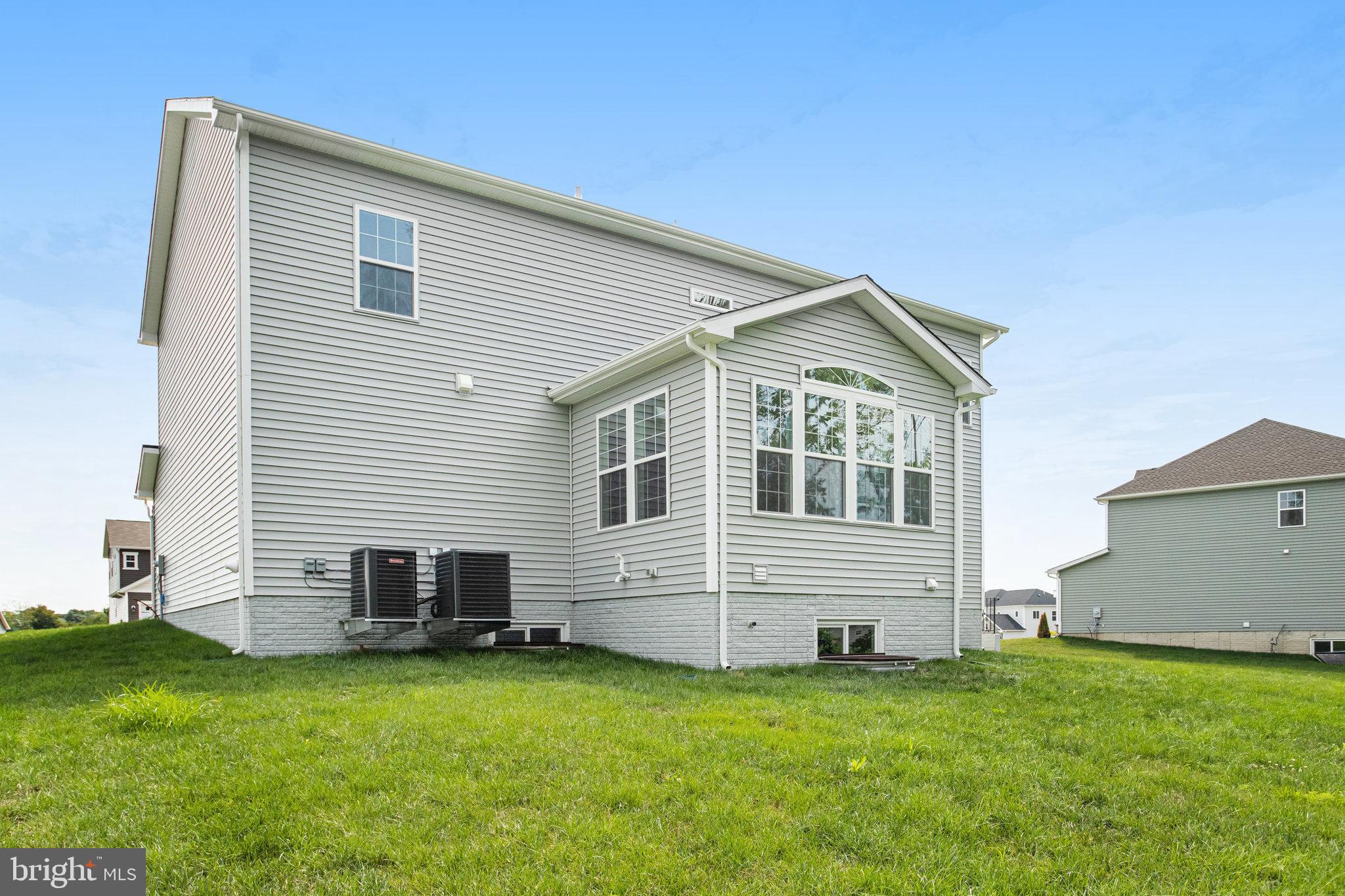 WHITE OAK - Residential