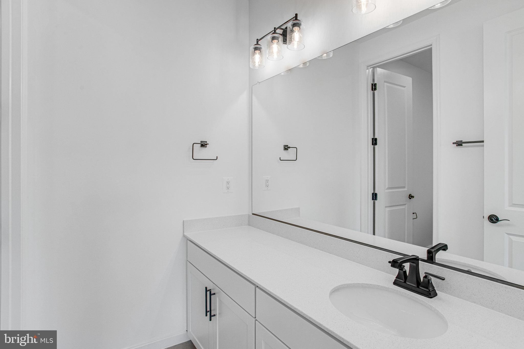 WHITE OAK - Residential