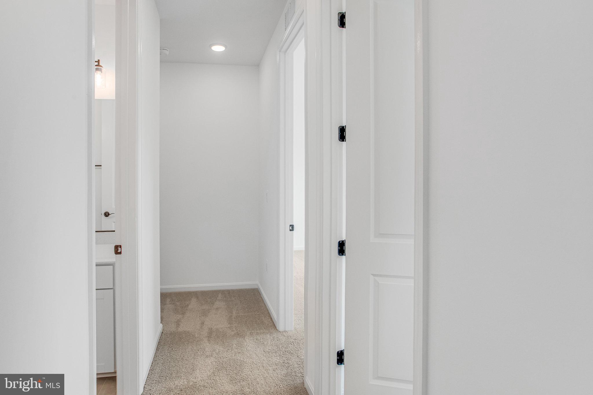 WHITE OAK - Residential