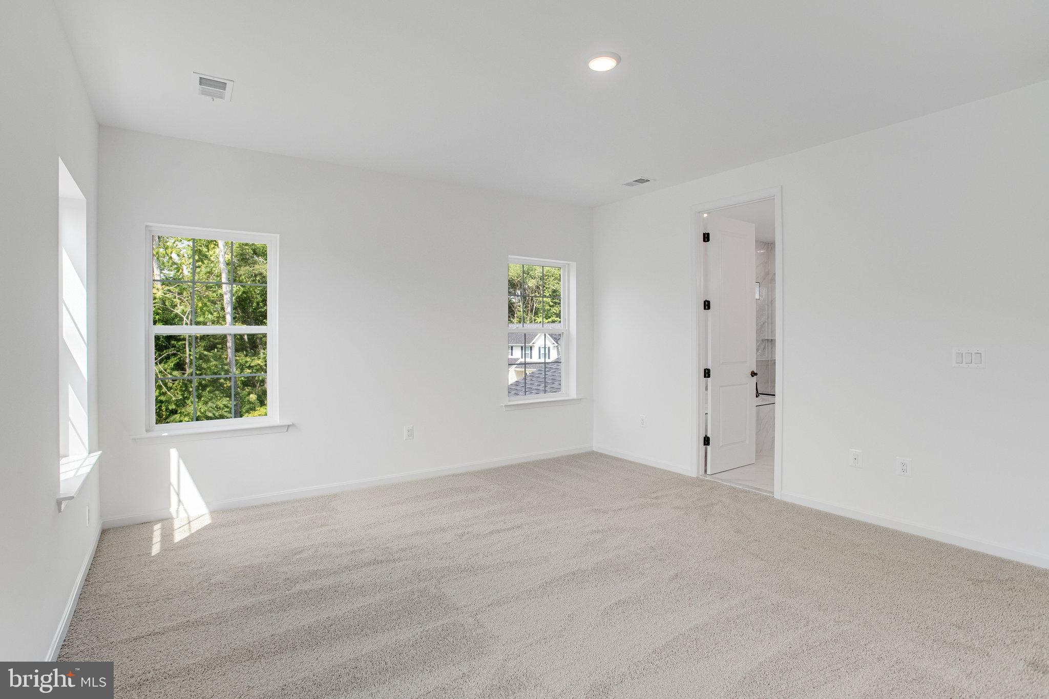 WHITE OAK - Residential