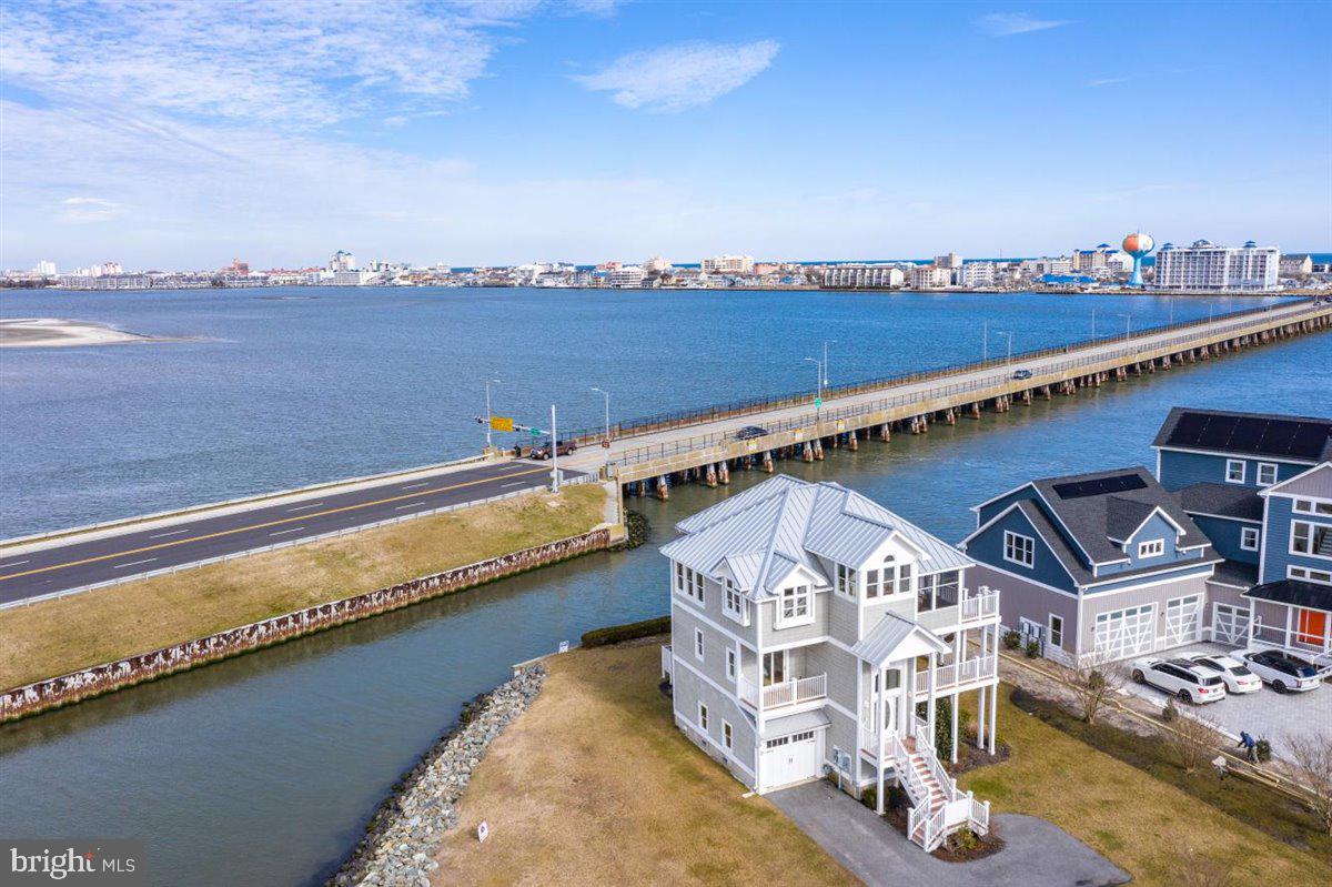 ESTATES AT INLET ISLE - Residential