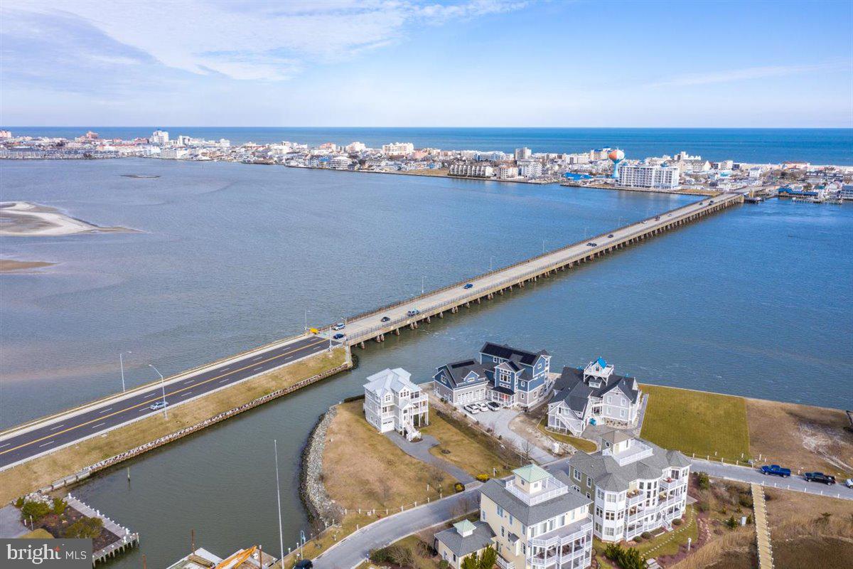 ESTATES AT INLET ISLE - Residential