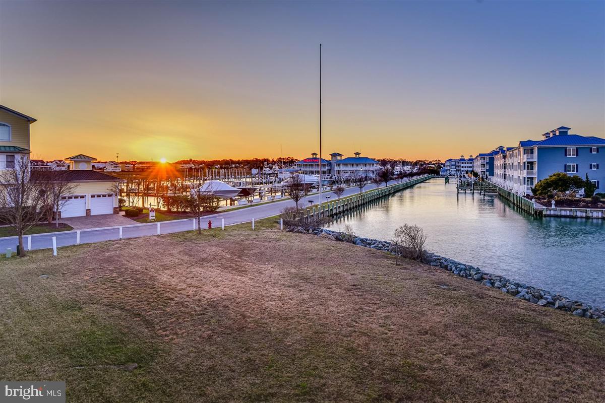 ESTATES AT INLET ISLE - Residential