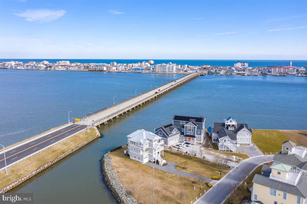 ESTATES AT INLET ISLE - Residential