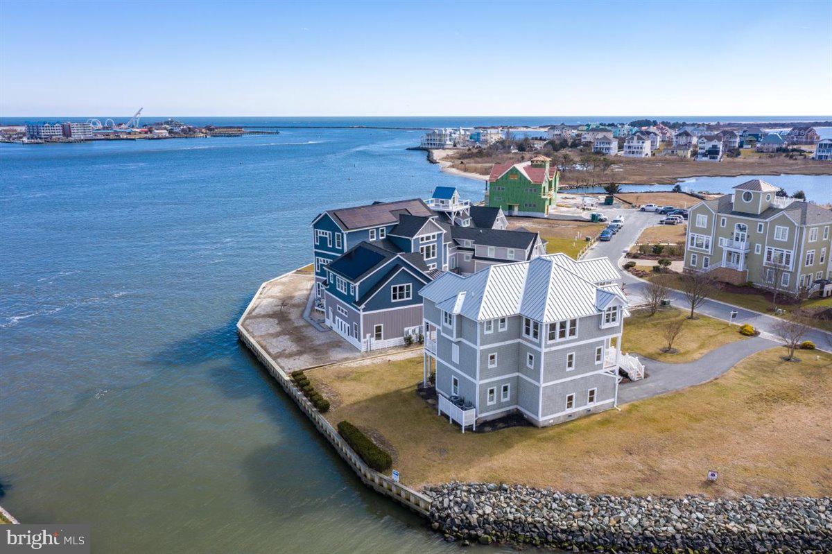 ESTATES AT INLET ISLE - Residential