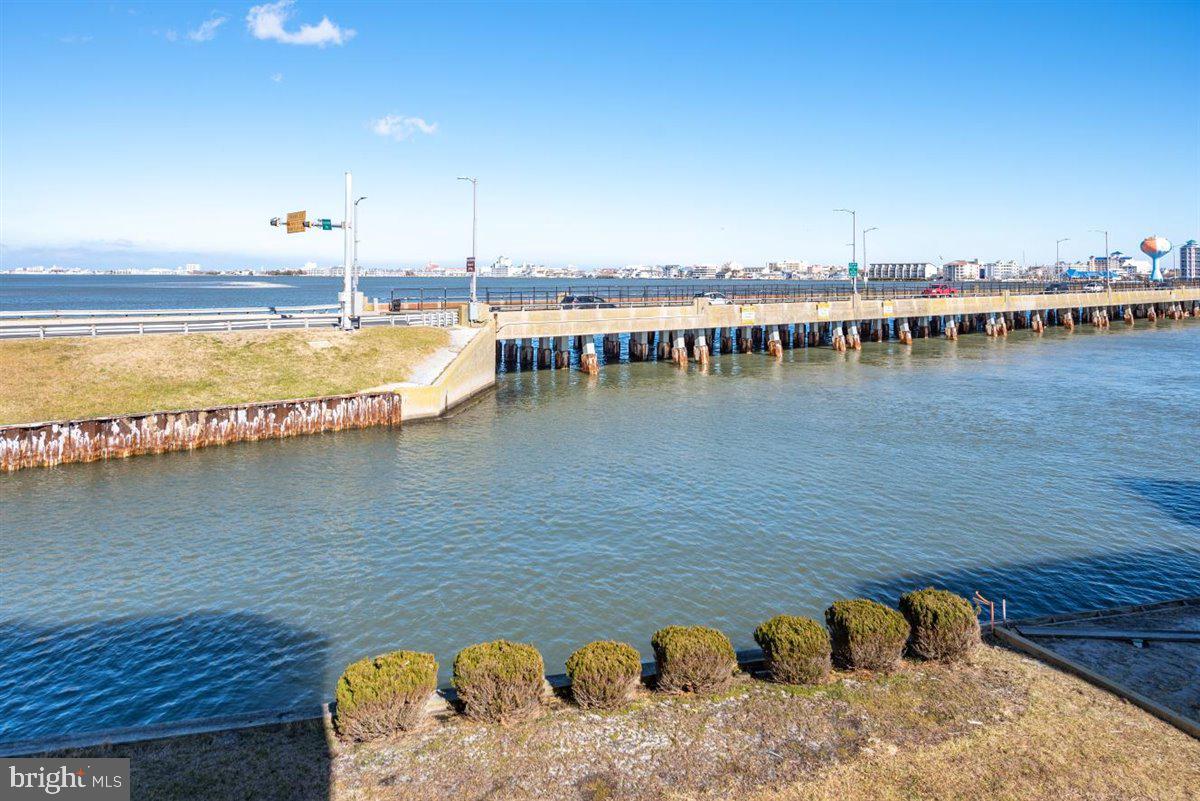 ESTATES AT INLET ISLE - Residential