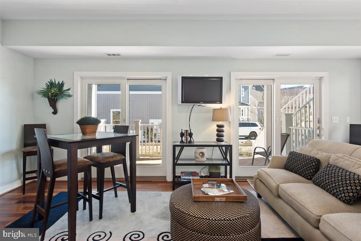 ESTATES AT INLET ISLE - Residential