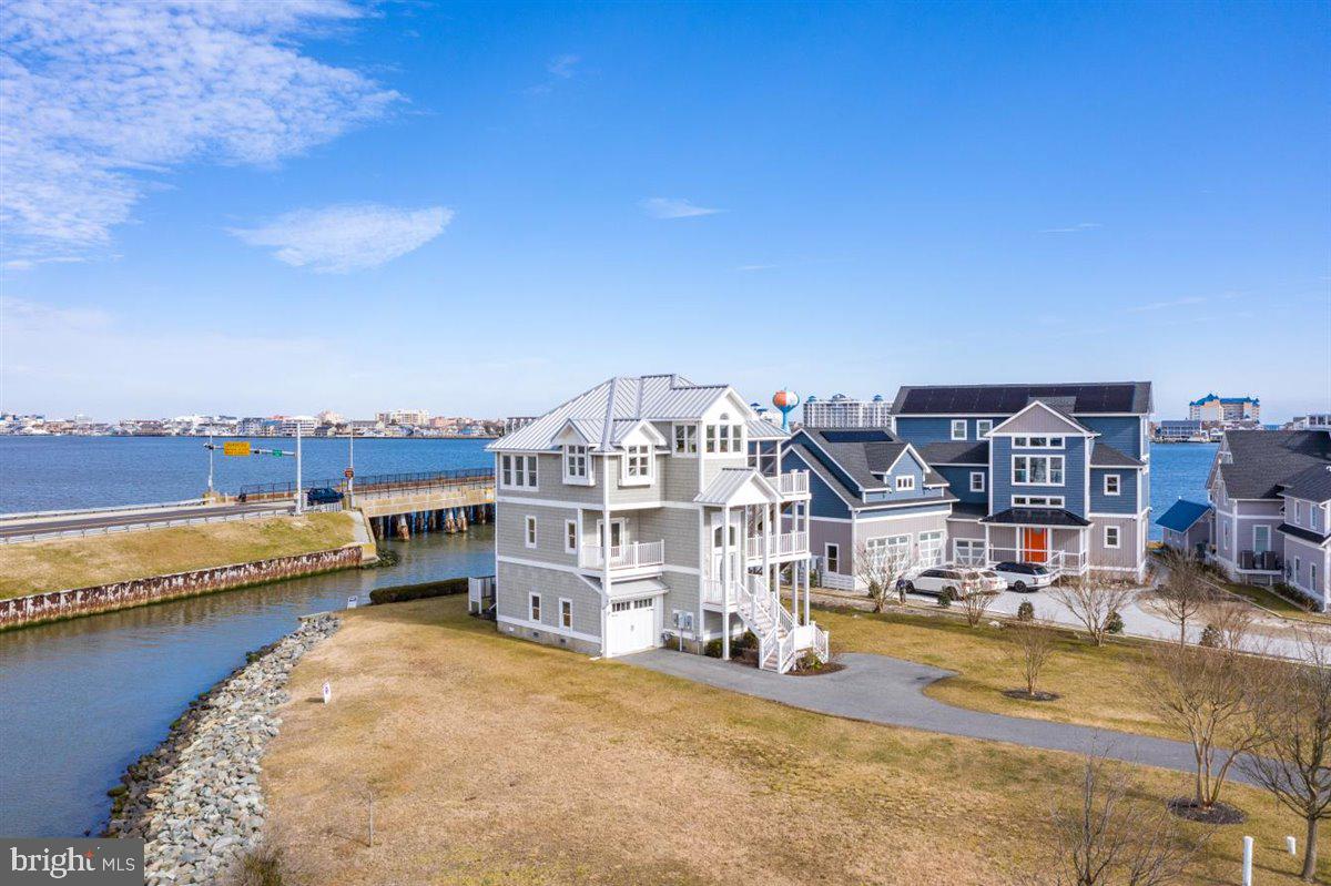 ESTATES AT INLET ISLE - Residential