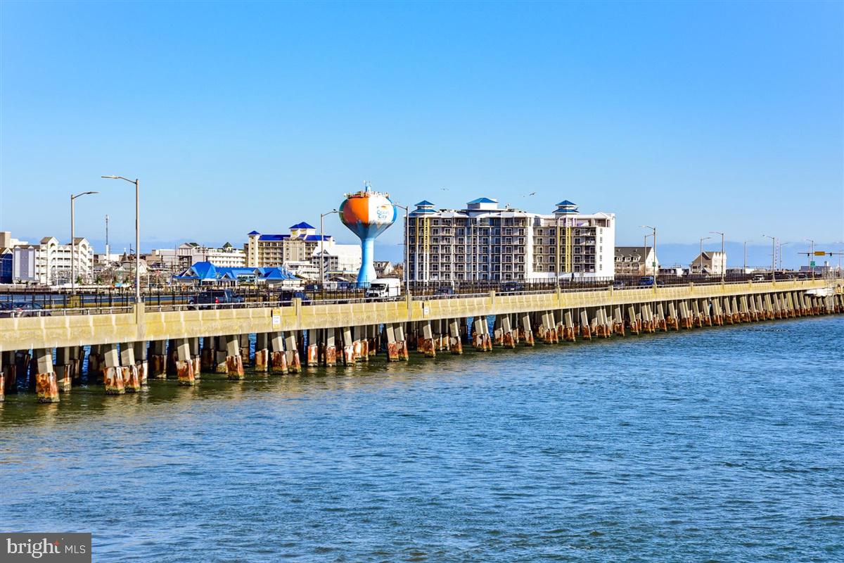 ESTATES AT INLET ISLE - Residential