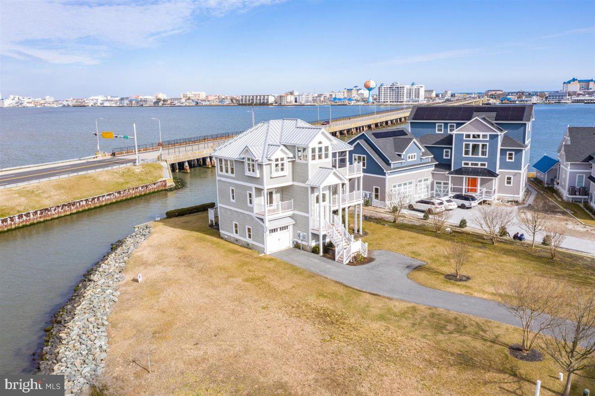 ESTATES AT INLET ISLE - Residential