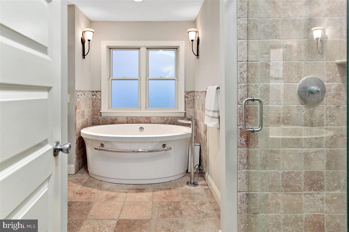 ESTATES AT INLET ISLE - Residential